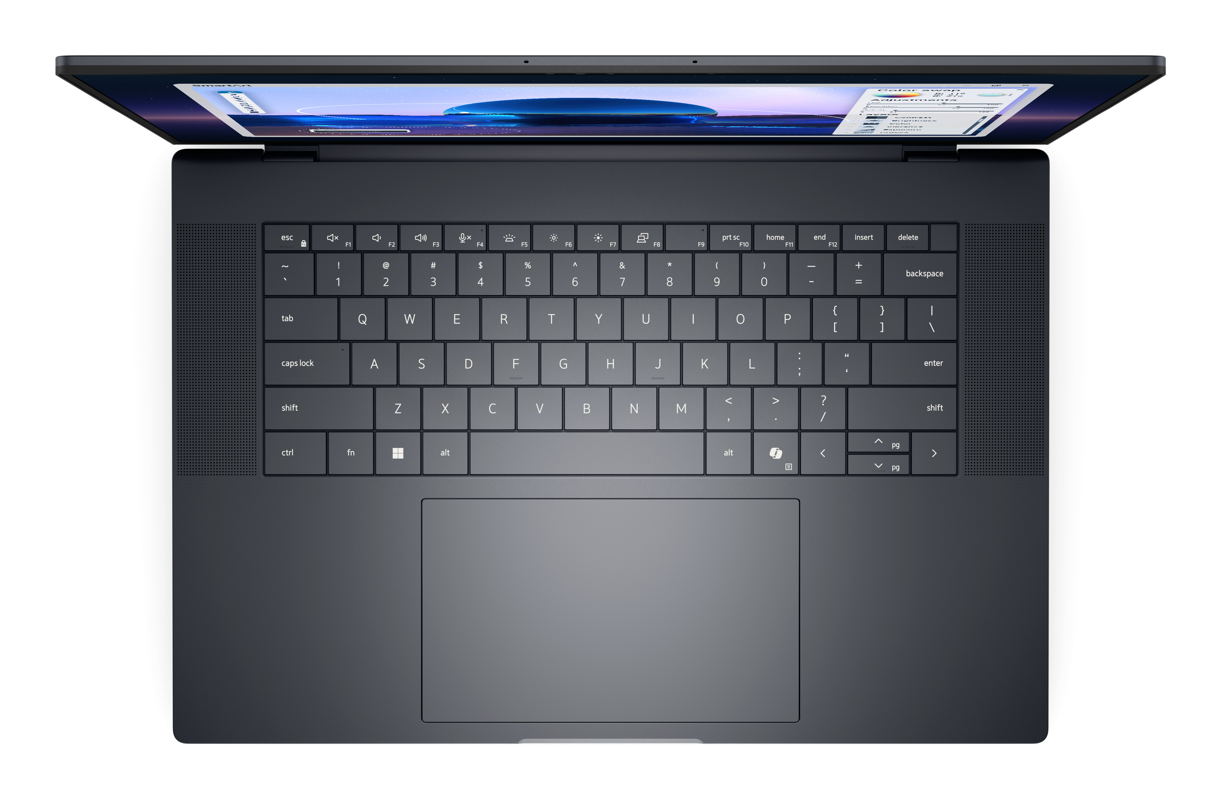 Widok z góry na ciemnoszary laptop z otwartym ekranem. Klawiatura widoczna z białymi literami.