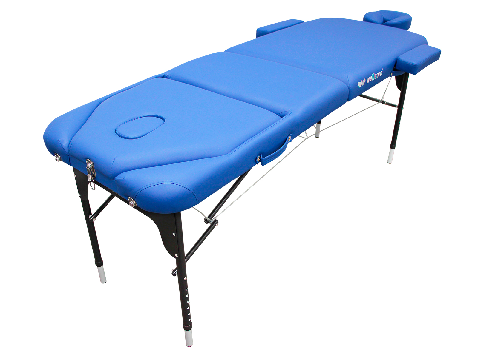 Una camilla azul. Tiene reposacabezas, reposabrazos y un hueco para la cara. Las patas son negras y ajustables, con pies metálicos.