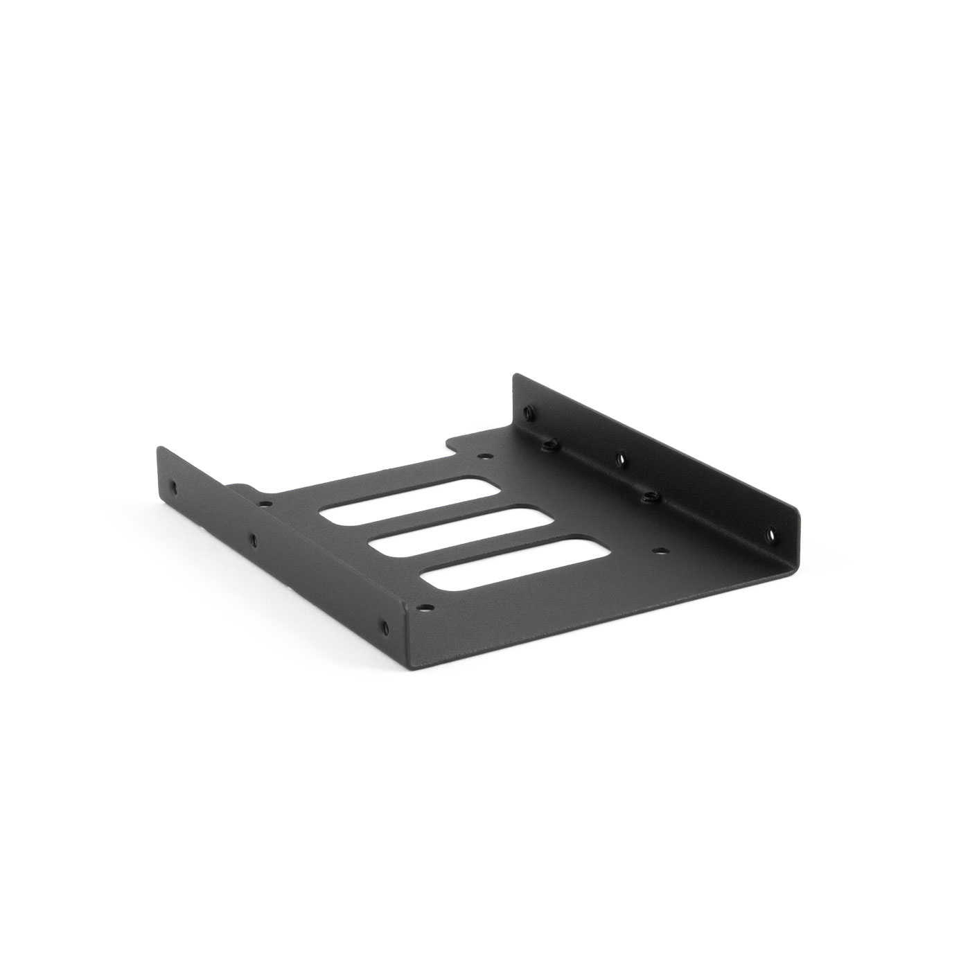 Un soporte metálico negro con tres recortes rectangulares. Tiene forma de ángulo recto y está sobre un fondo blanco.