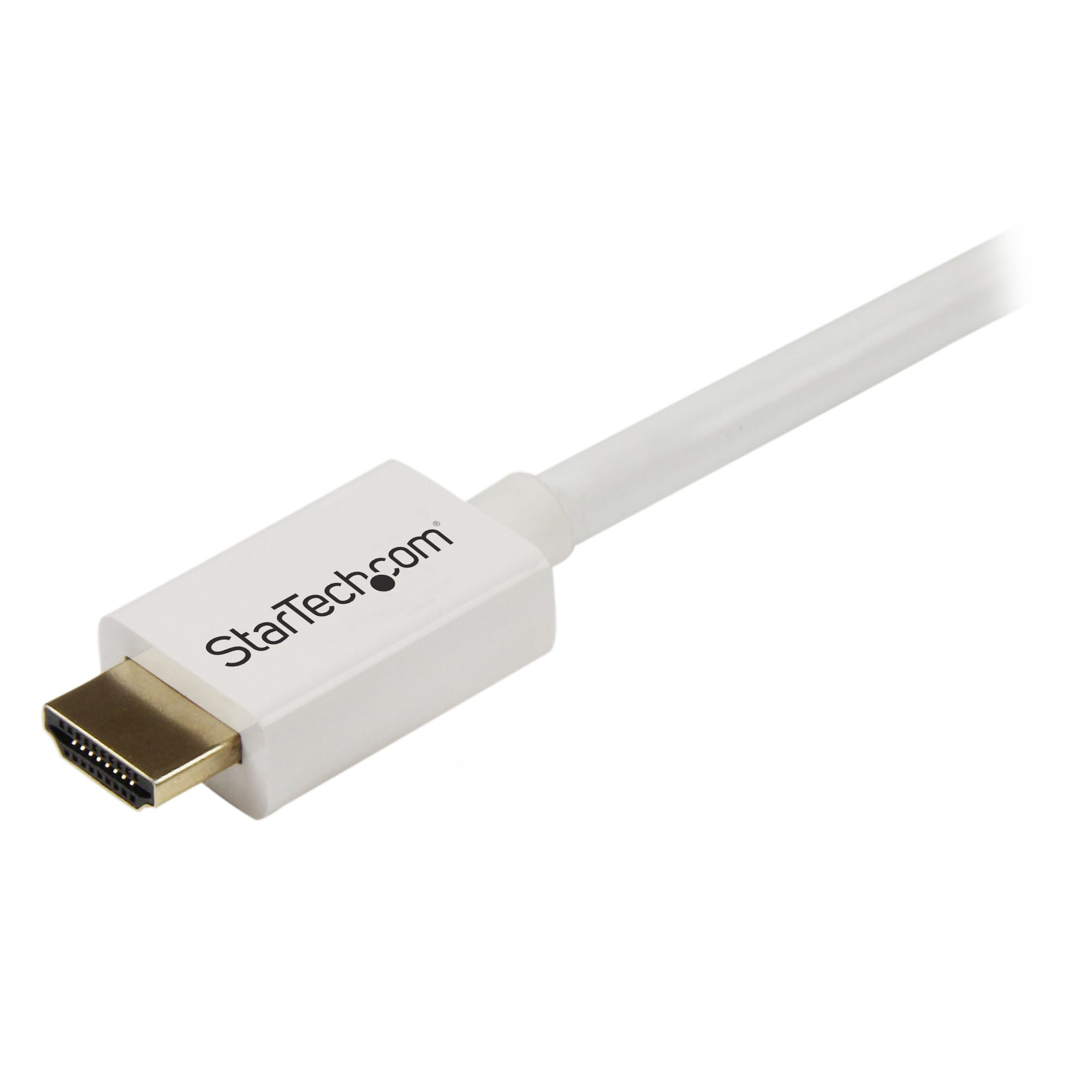 Cable HDMI blanco con conector dorado y el logo de StarTech.com.