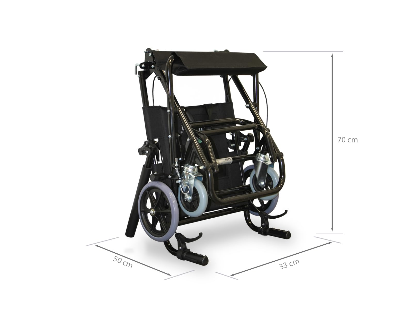 Una silla de ruedas negra plegada con ruedas grises, 70 cm de alto, 50 cm de ancho y 33 cm de profundidad, dimensiones indicadas.