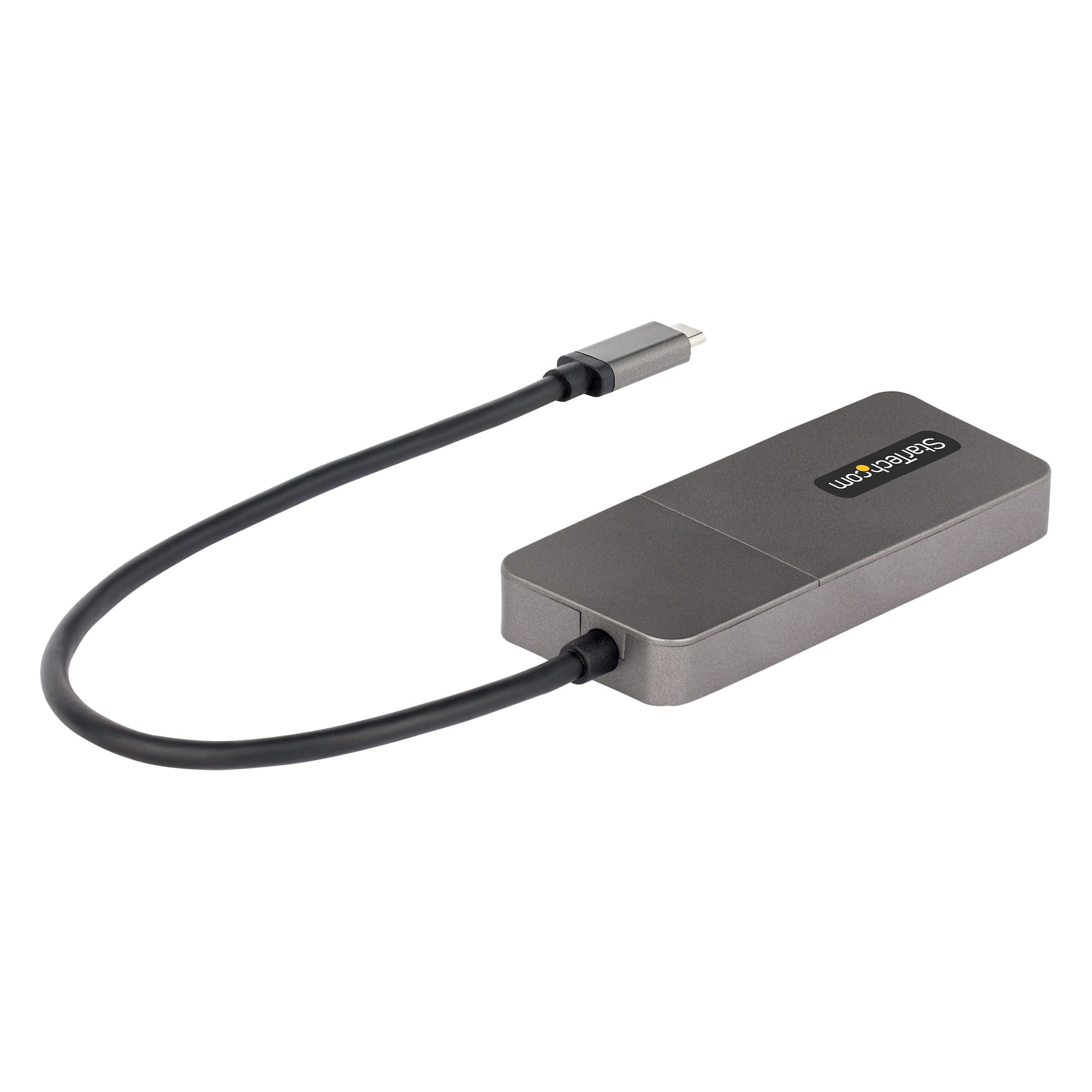 Ein grauer USB-C-Hub mit schwarzem Kabel. Der Hub hat das StarTech.com-Logo. Das Kabel ist mit dem Hub verbunden.