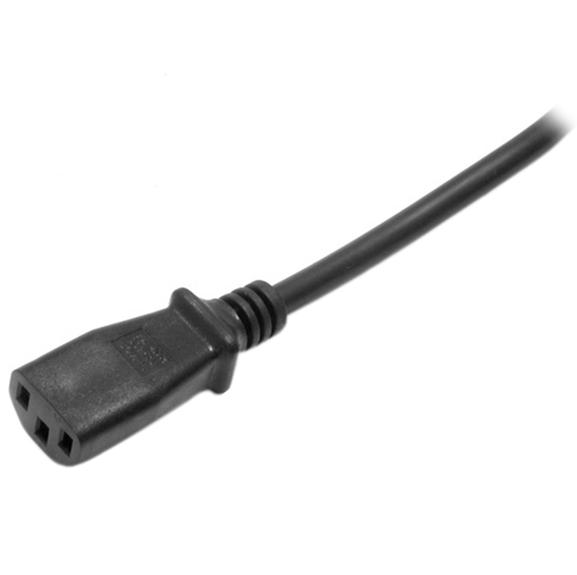 Un cable de alimentación negro, con un conector hembra de tres clavijas, se extiende diagonalmente sobre un fondo blanco.