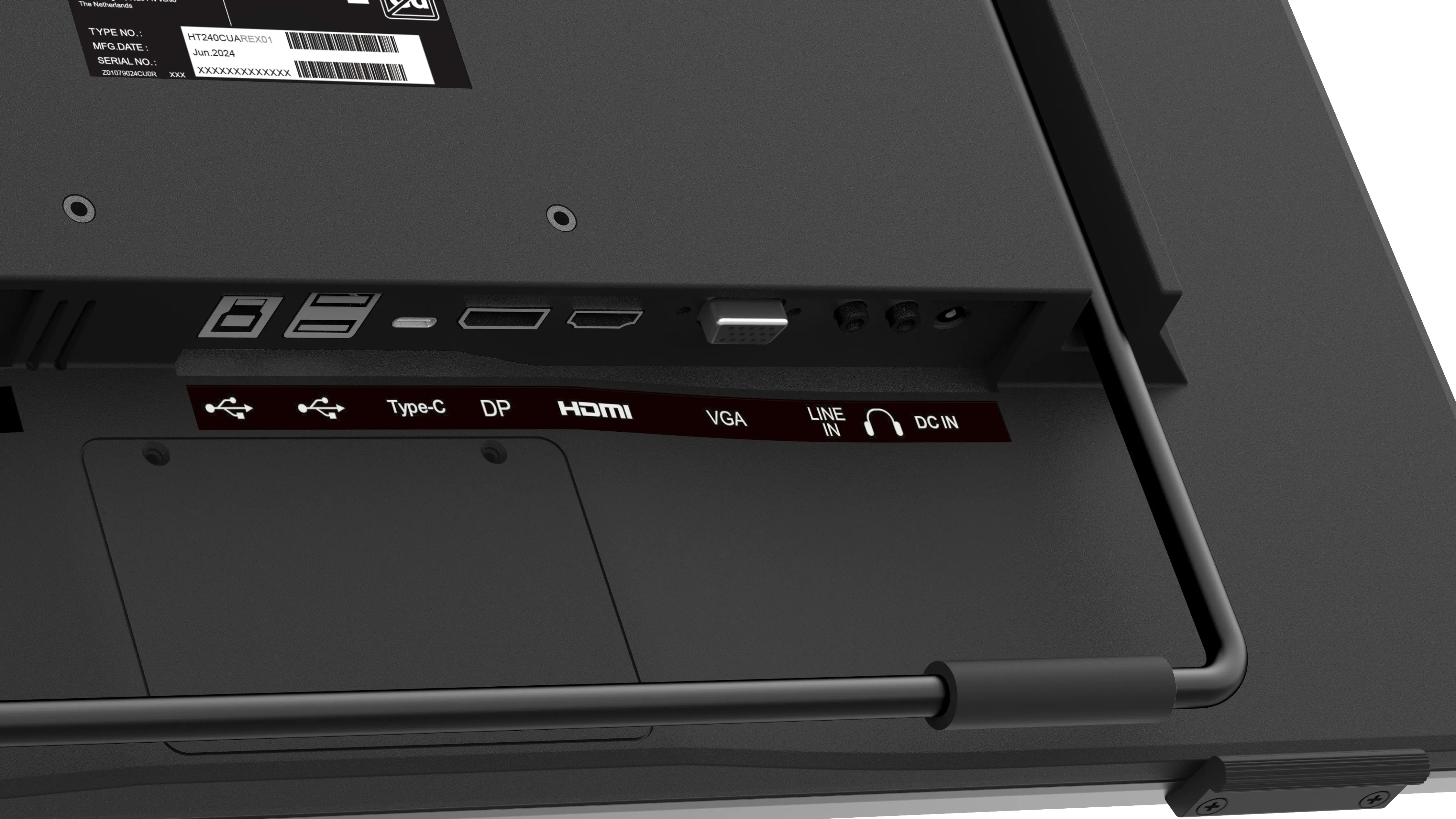 Widok z tyłu czarnego monitora z portami: Type-C, DP, HDMI, VGA, Line In i DC IN. Widoczne etykiety i numer seryjny.