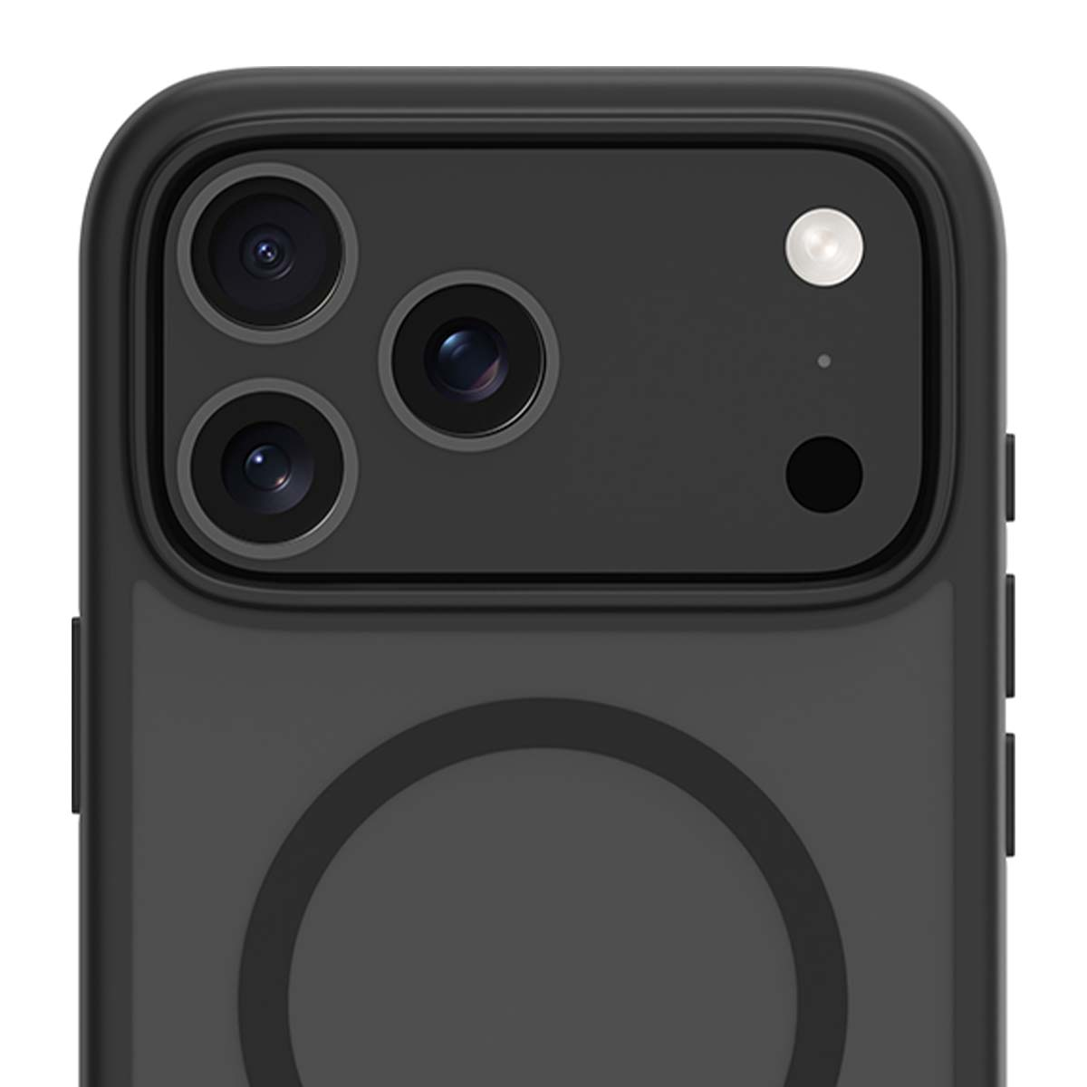 Primo piano di una custodia nera per telefono. Sono visibili tre lenti della fotocamera, un flash e un cerchio nero. La custodia ha un anello magnetico.