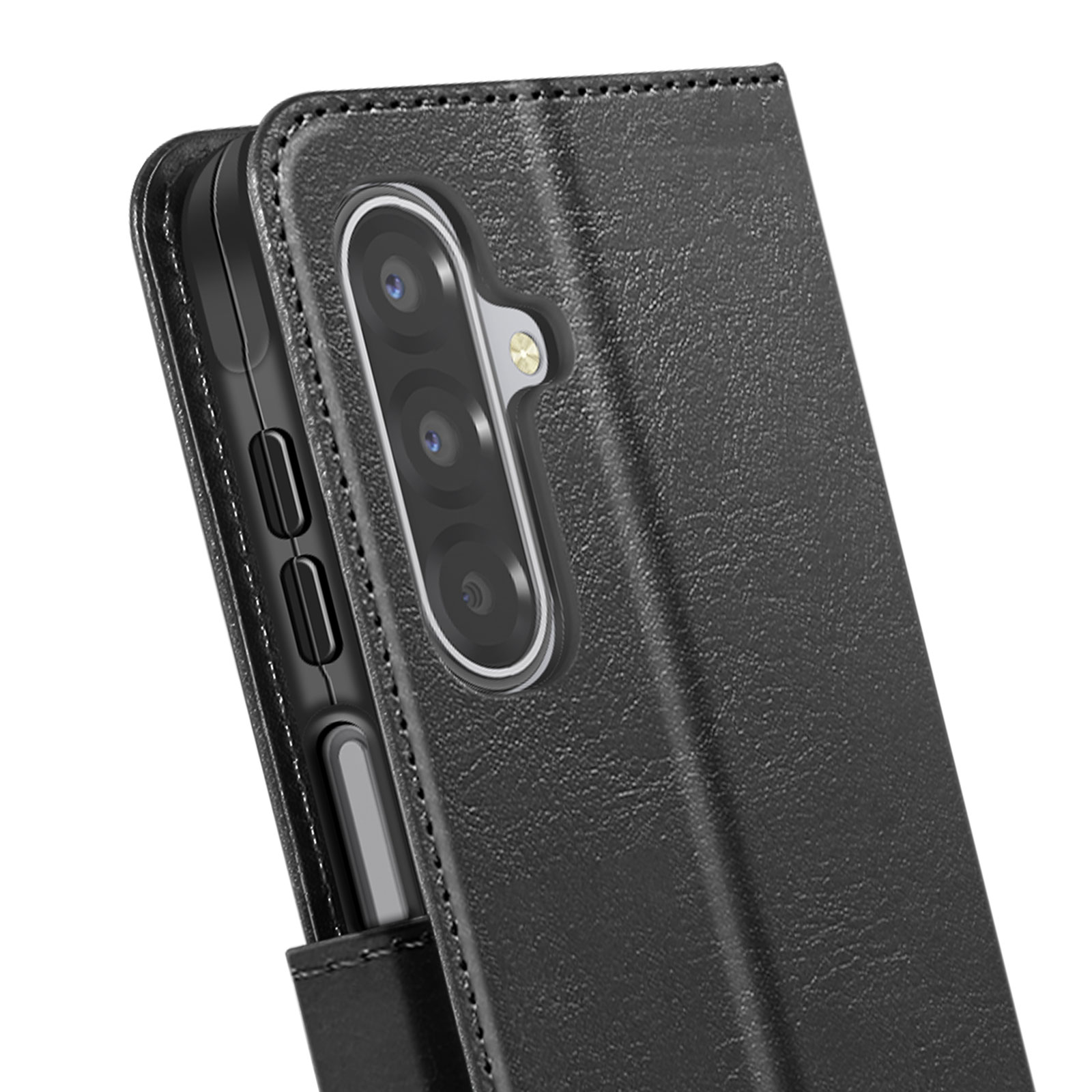 Primo piano di una custodia nera per telefono con un telefono all'interno. La custodia è aperta, mostrando le lenti della fotocamera.