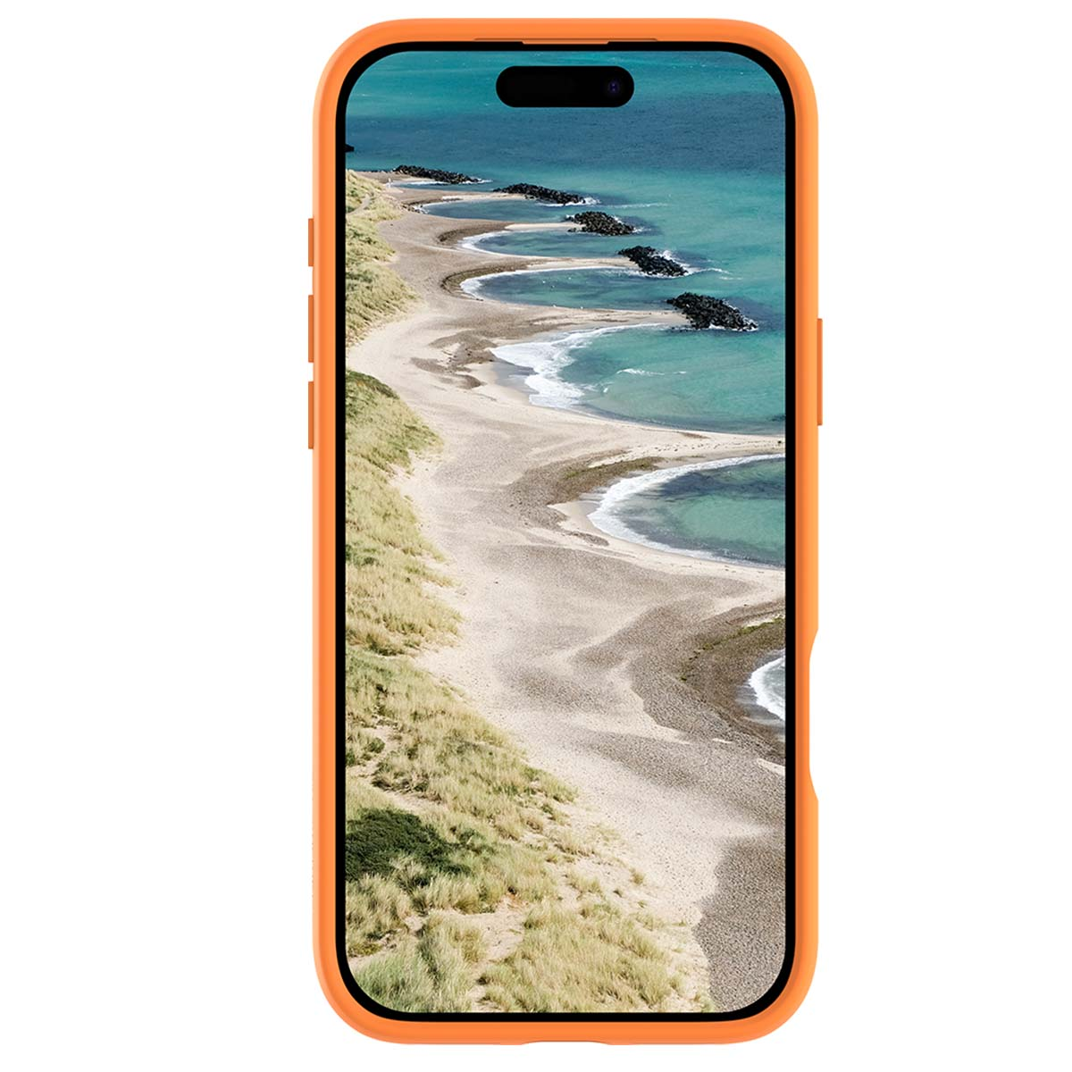 Una custodia per telefono mostra una scena di spiaggia con sabbia, mare e rocce. La custodia è arancione.