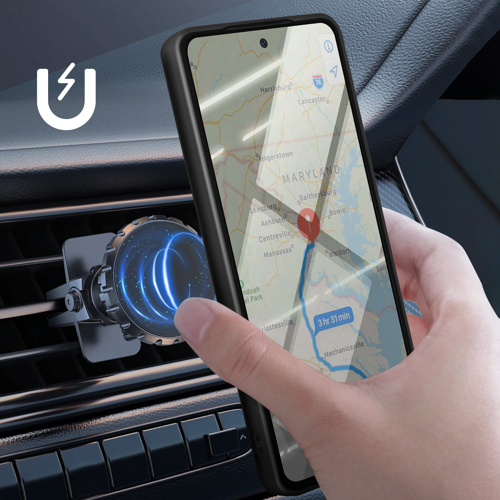 Een telefoon met een kaart wordt dichtbij een magnetische houder voor de ventilatieopening van de auto gehouden. De telefoon toont een route.