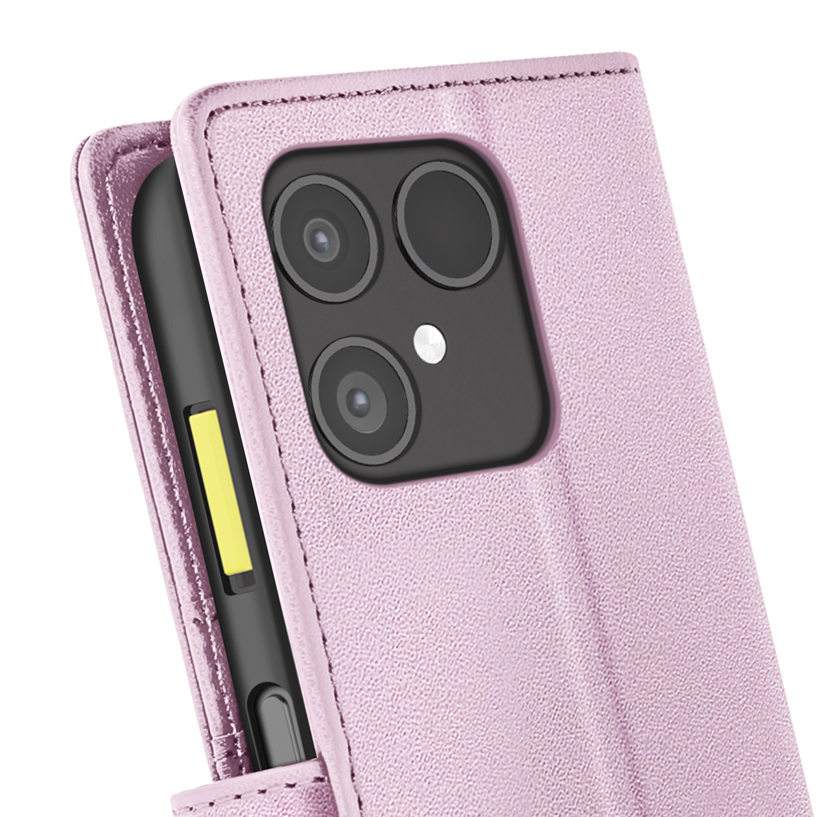 Nahaufnahme einer rosa Handyhülle mit einem Telefon darin. Das Telefon hat eine Kamera mit drei Linsen.