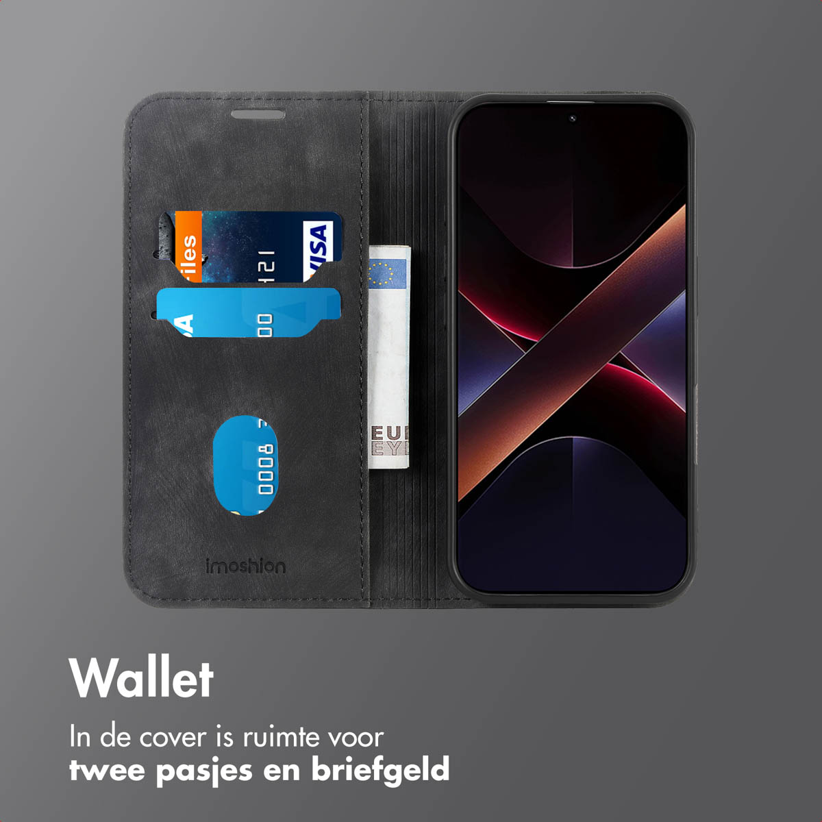 Un étui portefeuille de téléphone est ouvert, révélant cartes de crédit et argent liquide. Un téléphone à droite. L'étui est gris, avec 'imoshion'.