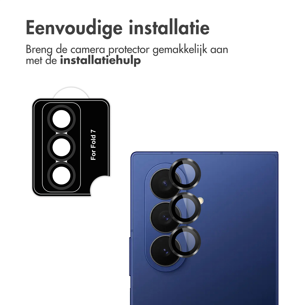 Afbeelding toont een camerabeschermer voor een telefoon. De beschermer is zwart en heeft drie cirkels. Er is ook een blauwe telefoon aanwezig.