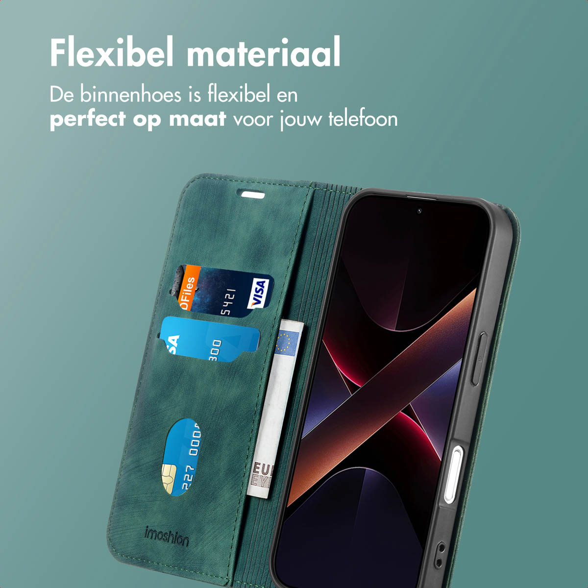 Groene telefoonhoes met creditcards en een telefoon erin. Tekst: Flexibel materiaal, perfect op maat.