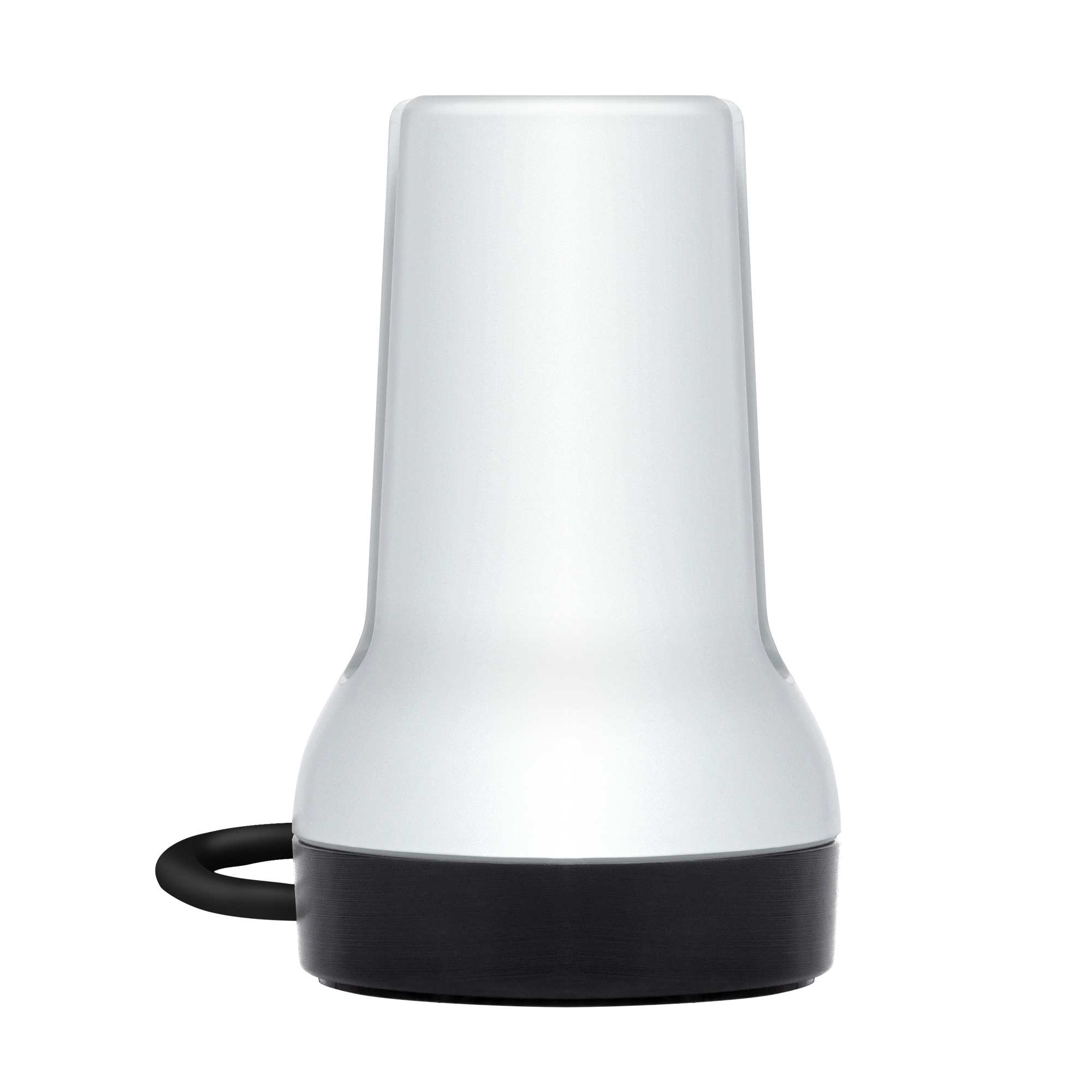Eine weiß-silberne Lampe mit schwarzem Sockel und Griff, isoliert auf weißem Hintergrund.