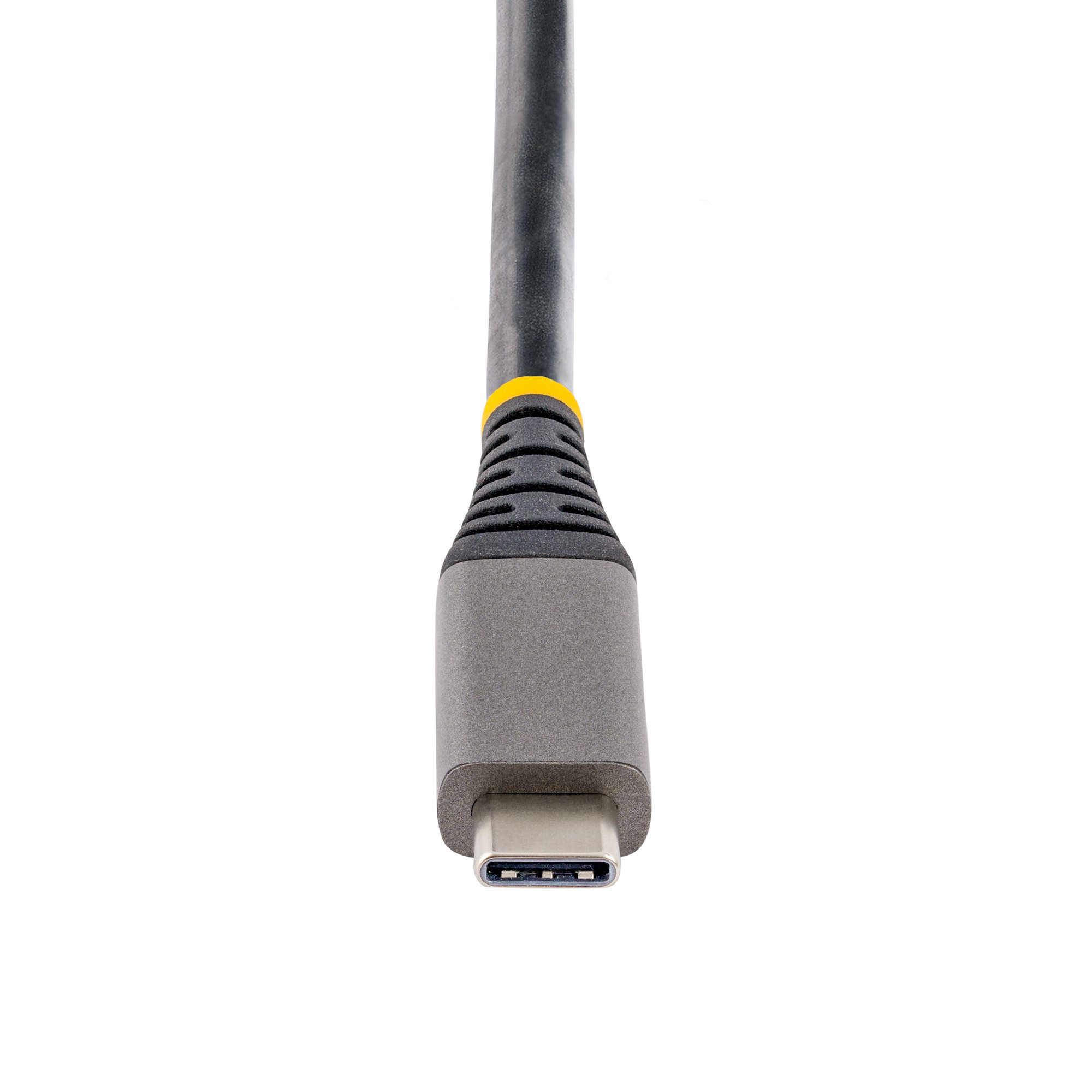 Un cable USB-C. Conector gris, cable negro, acento amarillo. Fondo blanco.