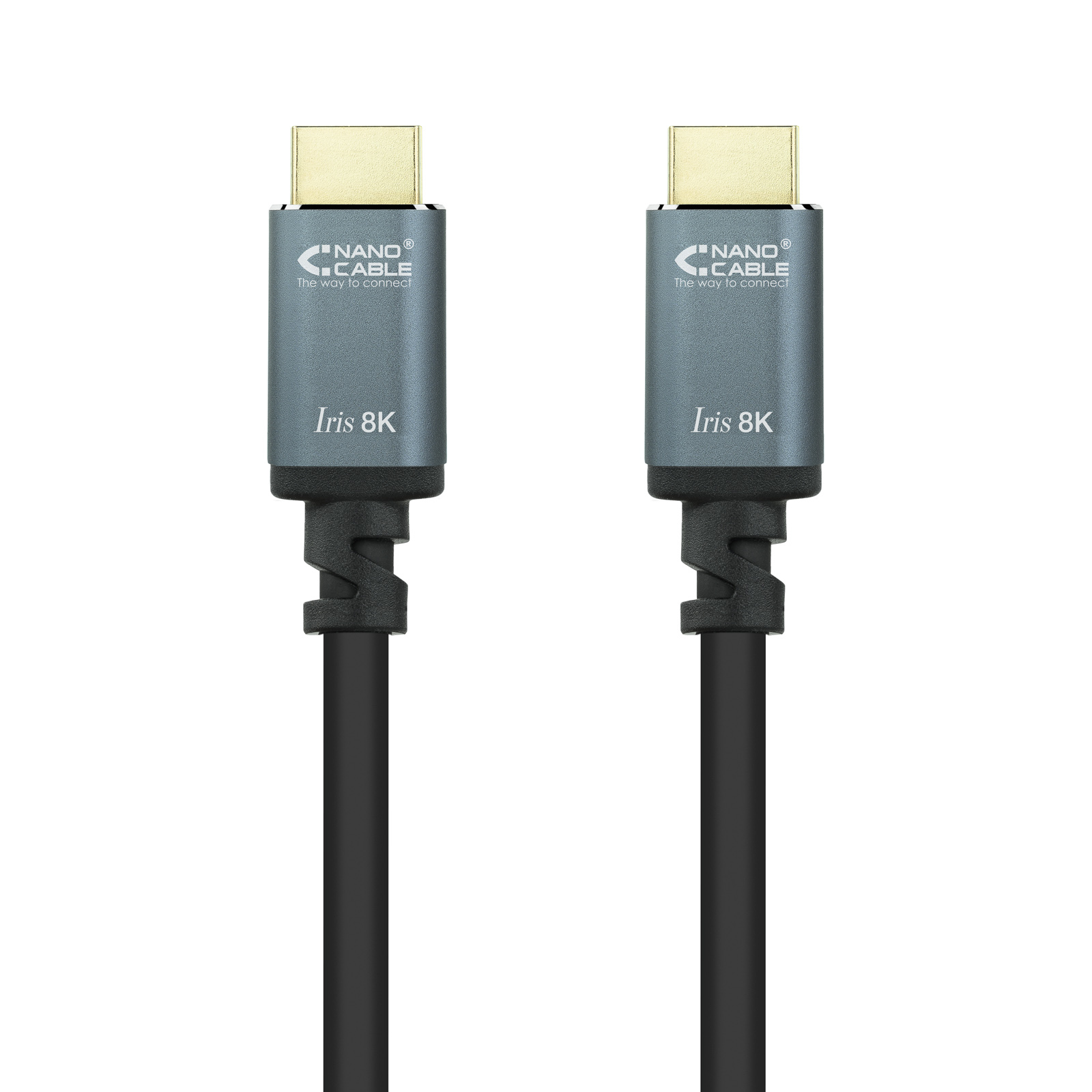 Dos cables HDMI negros. Cada uno tiene un conector dorado y un cuerpo gris con 'Iris 8K' y 'Nano Cable' escritos.