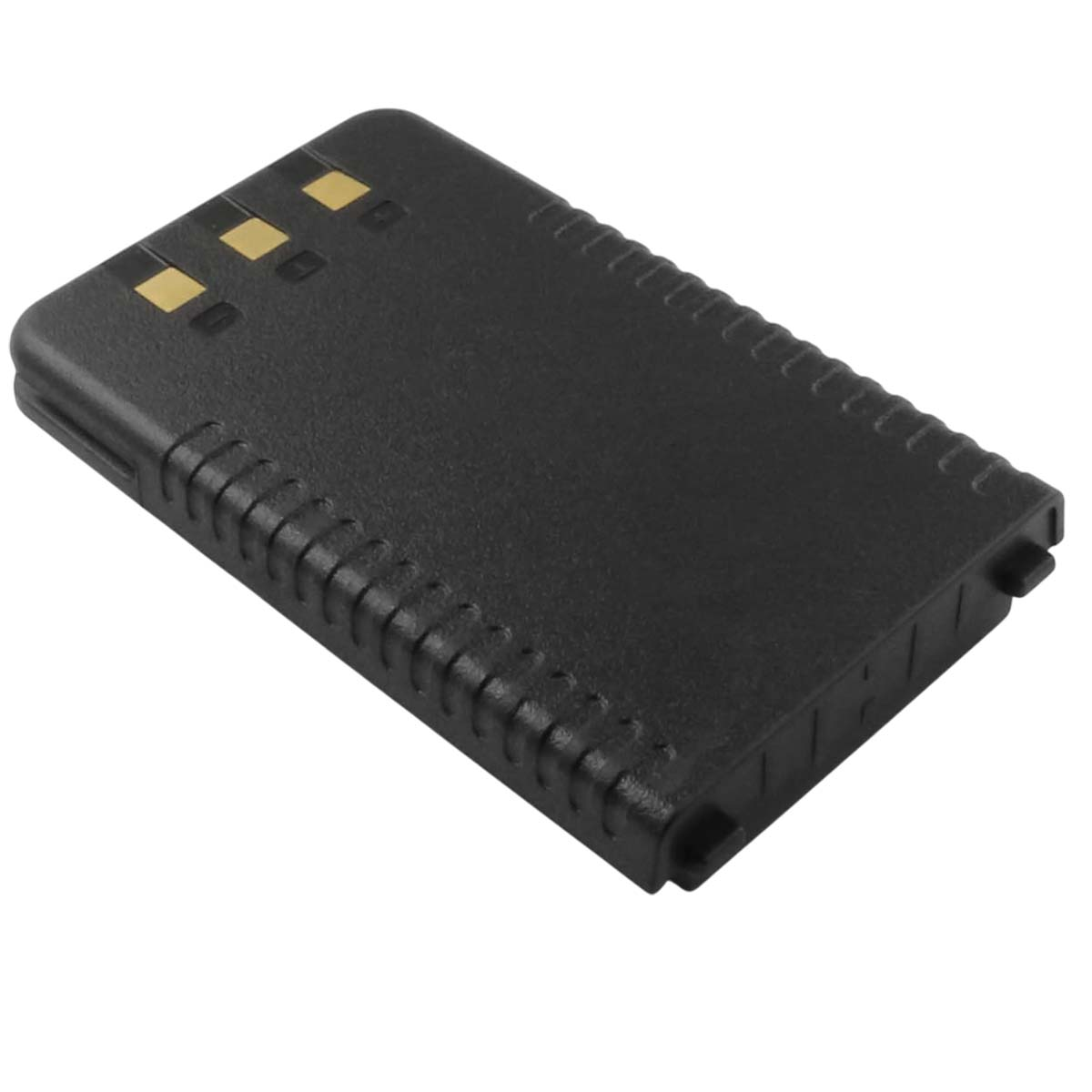 Una batteria rettangolare nera con contatti dorati sulla parte superiore. Ha una superficie strutturata e bordi scanalati.