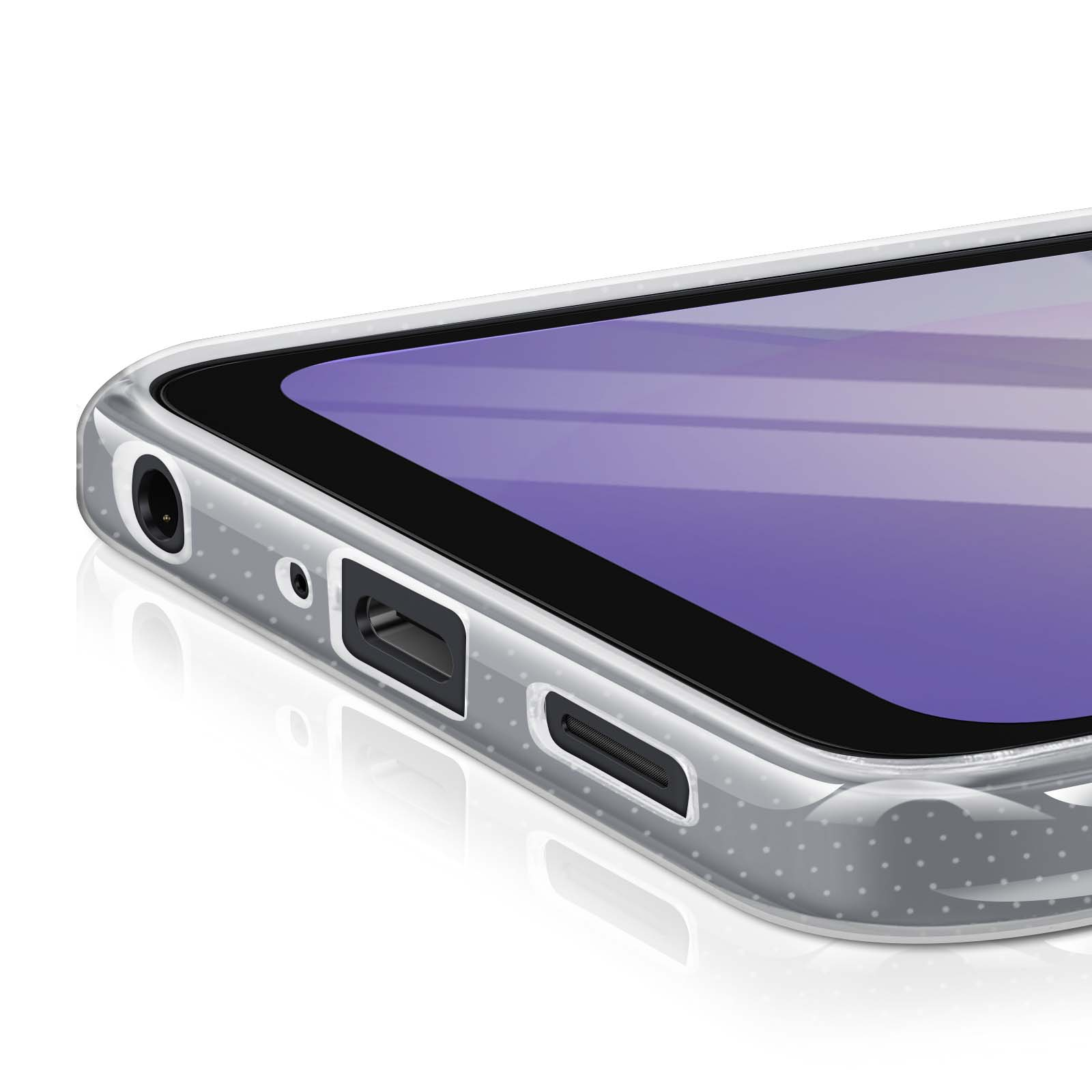 Primer plano del borde inferior de un teléfono. Tiene una funda transparente con puntos blancos. Incluye puertos y pantalla.