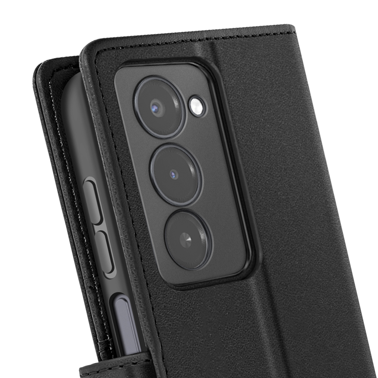 Zwarte telefoonhoes met een telefoon erin. De hoes heeft een uitsparing voor de camera, de telefoon heeft drie lenzen.