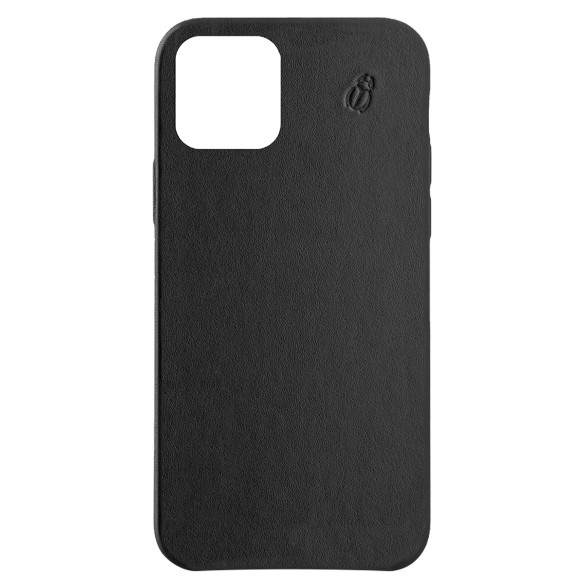 Una custodia nera per telefono con ritaglio per fotocamera, piccolo logo e superficie strutturata. La custodia ha angoli arrotondati.