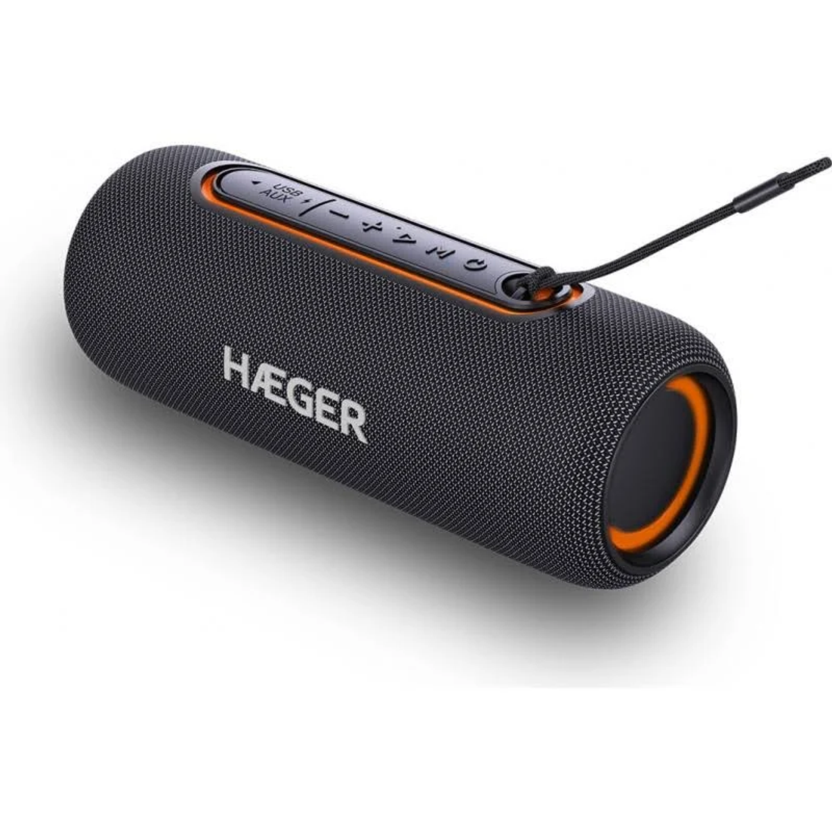 Czarny, cylindryczny głośnik z pomarańczowymi akcentami. Widoczna jest nazwa marki 'HÆGER'. Posiada przyciski i pasek.