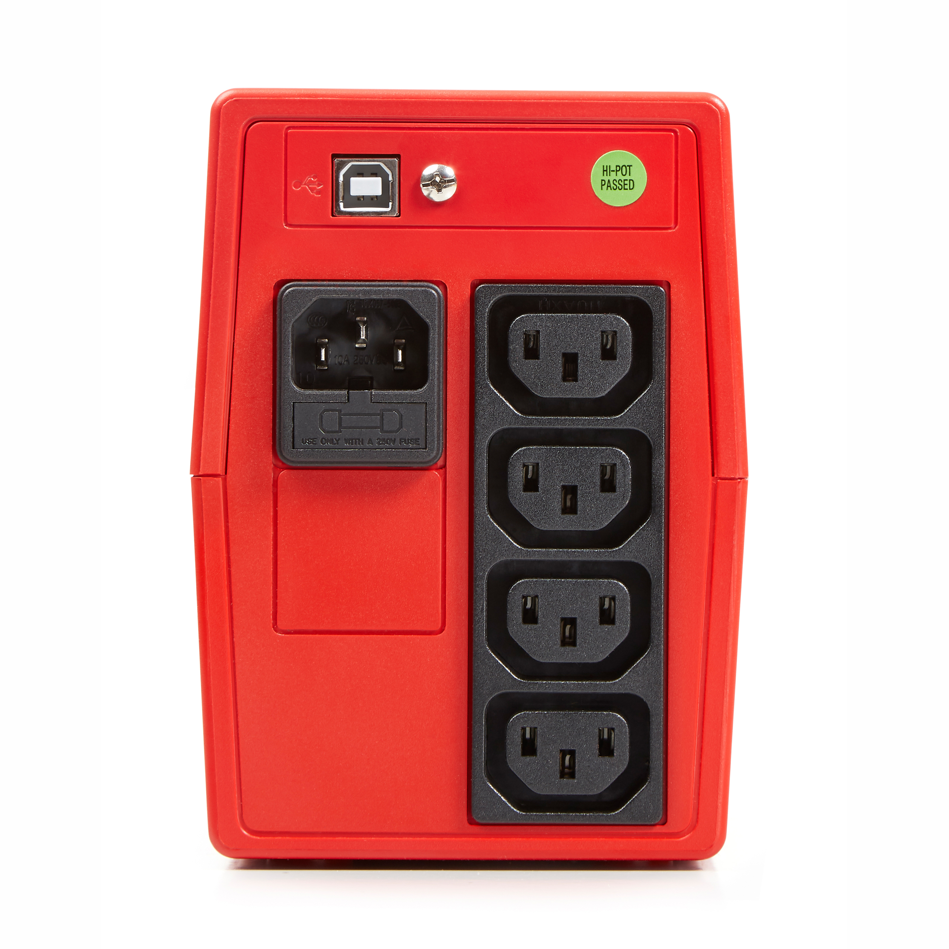 Unidad de fuente de alimentación roja con múltiples tomas de corriente, puerto USB y una pegatina 'HI-POT PASSED'. Fondo blanco.