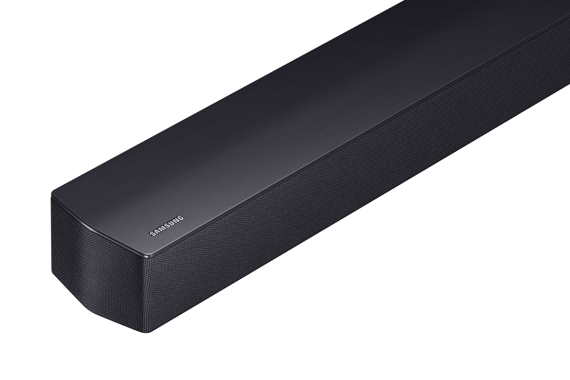 Nahaufnahme einer schwarzen Samsung Soundbar. Sie hat eine metallische Oberseite und eine stoffbezogene Vorderseite. Das Samsung-Logo ist sichtbar.
