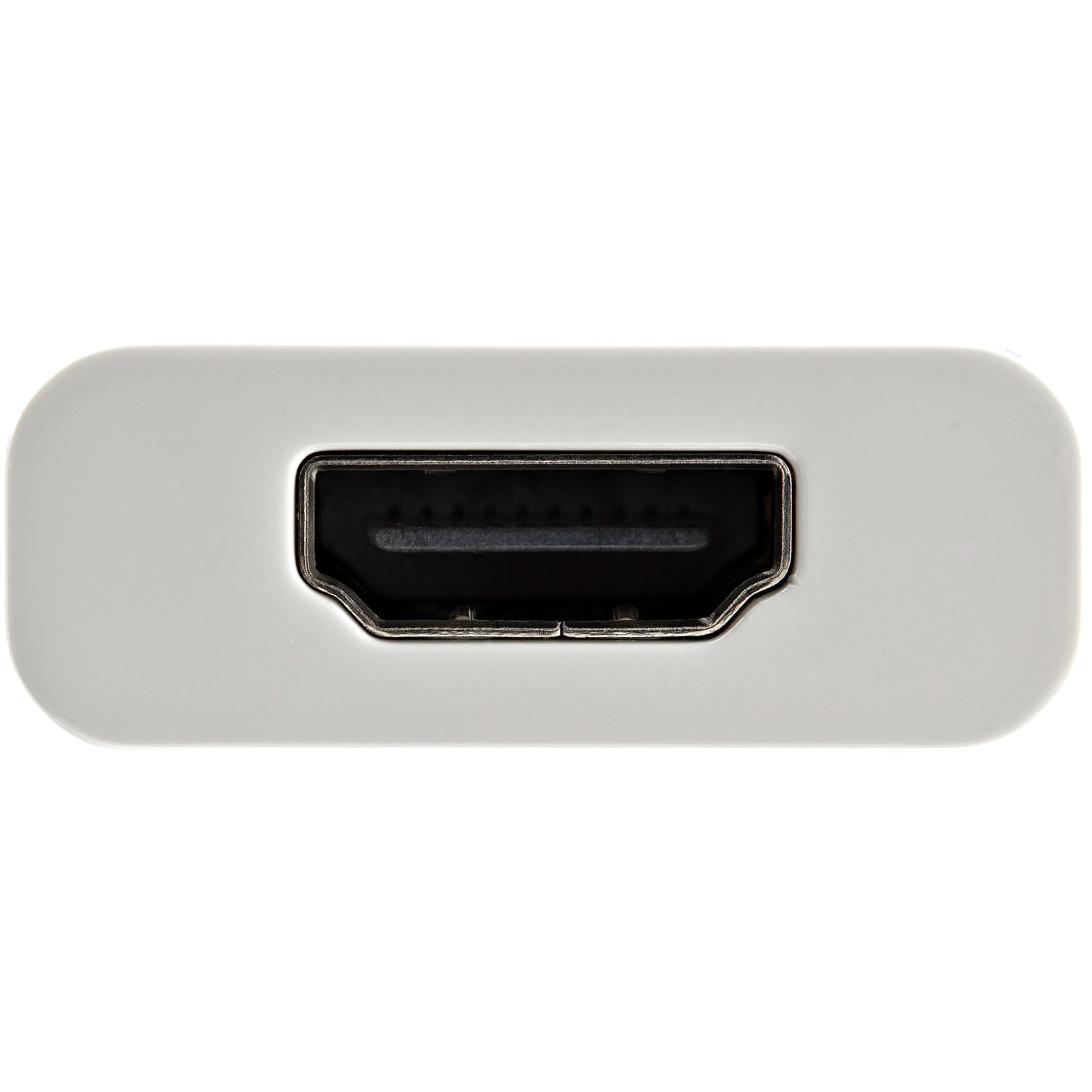 Primer plano de un conector HDMI blanco. El puerto negro está centrado con un marco de metal plateado.