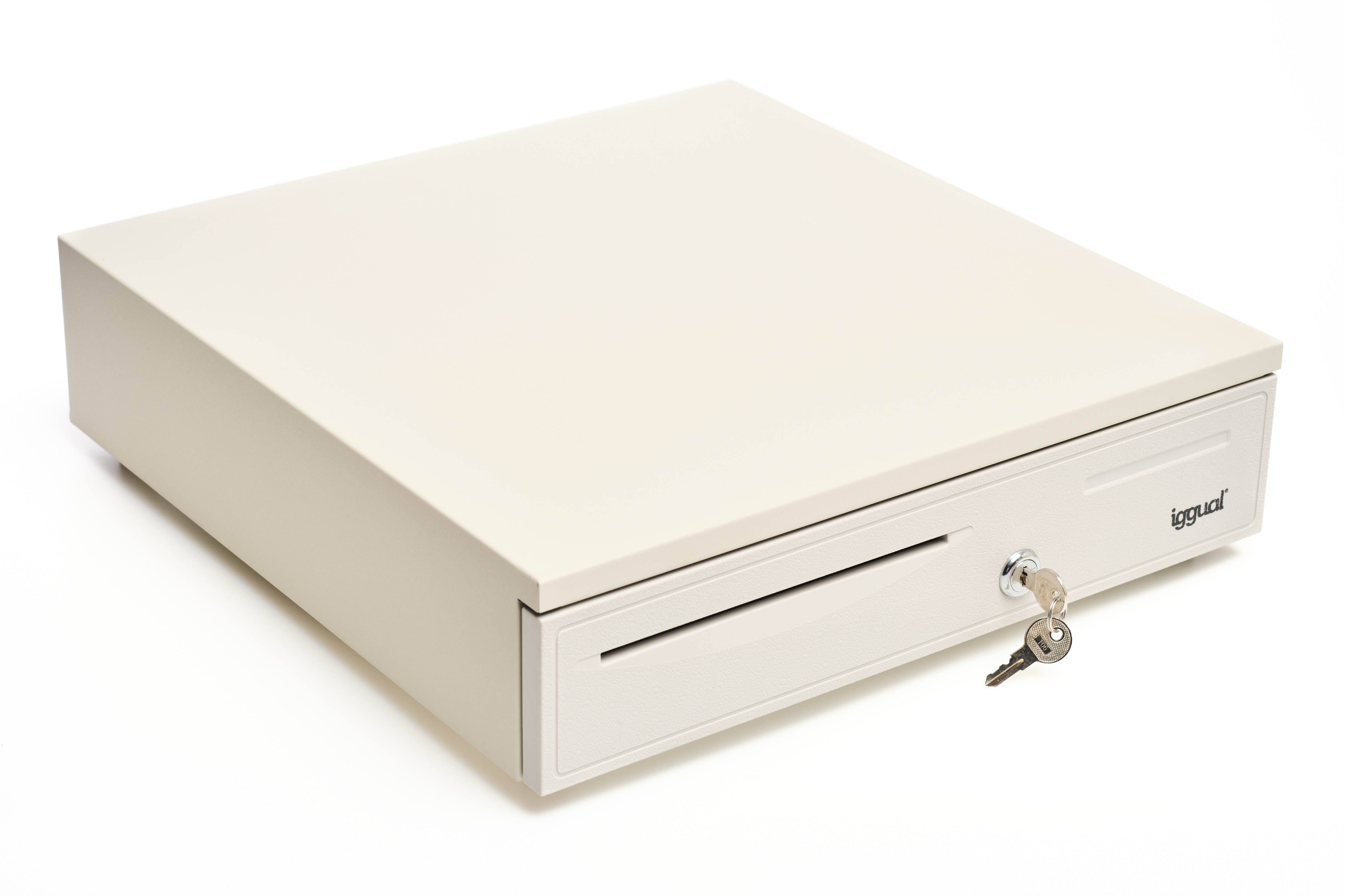 Eine beige Registrierkasse mit Schublade, Schlüsseln und dem Logo 'iggual' vor weißem Hintergrund.