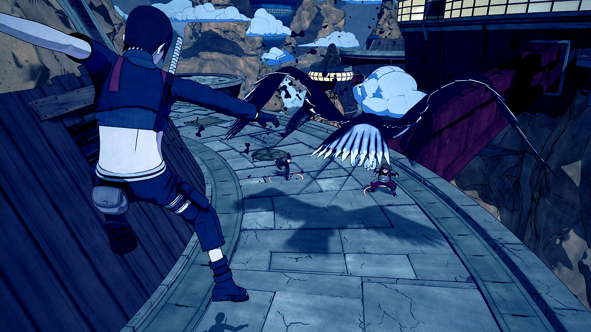 Anime-Szene mit einer Figur in blauer Kleidung, die einen Angriff startet. Zwei Figuren rennen auf einem Steinweg. Riesige vogelartige Strukturen sind vorhanden.