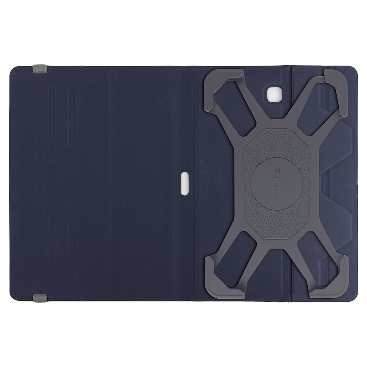 Una funda para tableta azul marino con un soporte gris Targus. Se ve un botón blanco. La funda está abierta.