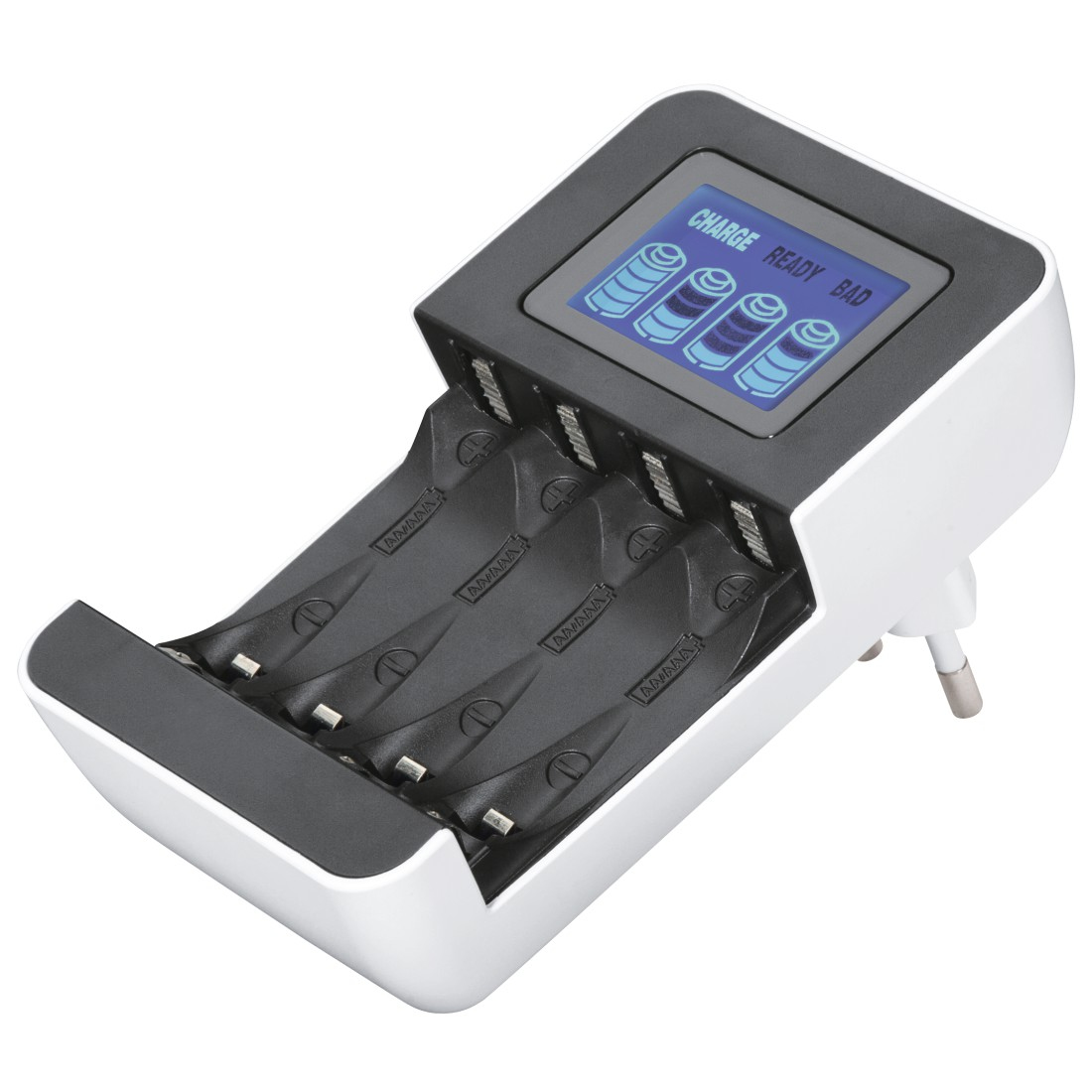 Un cargador de baterías blanco y negro con una pantalla digital que muestra el estado de carga de la batería. El cargador tiene varias ranuras para baterías.