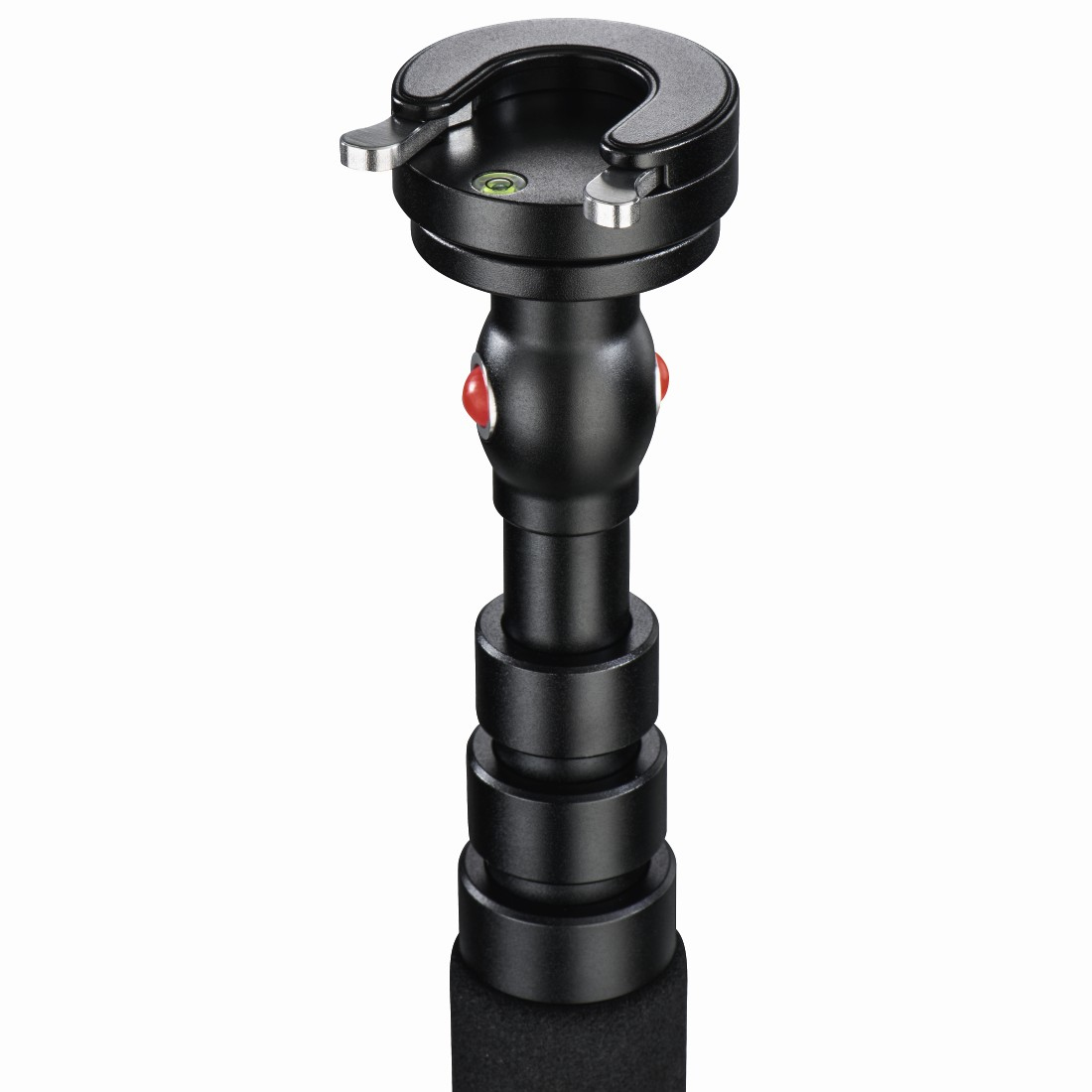 Un monopié negro para cámara con cabezal en forma de U. Tiene botones rojos y un nivel de burbuja. La base tiene un agarre de espuma negra.