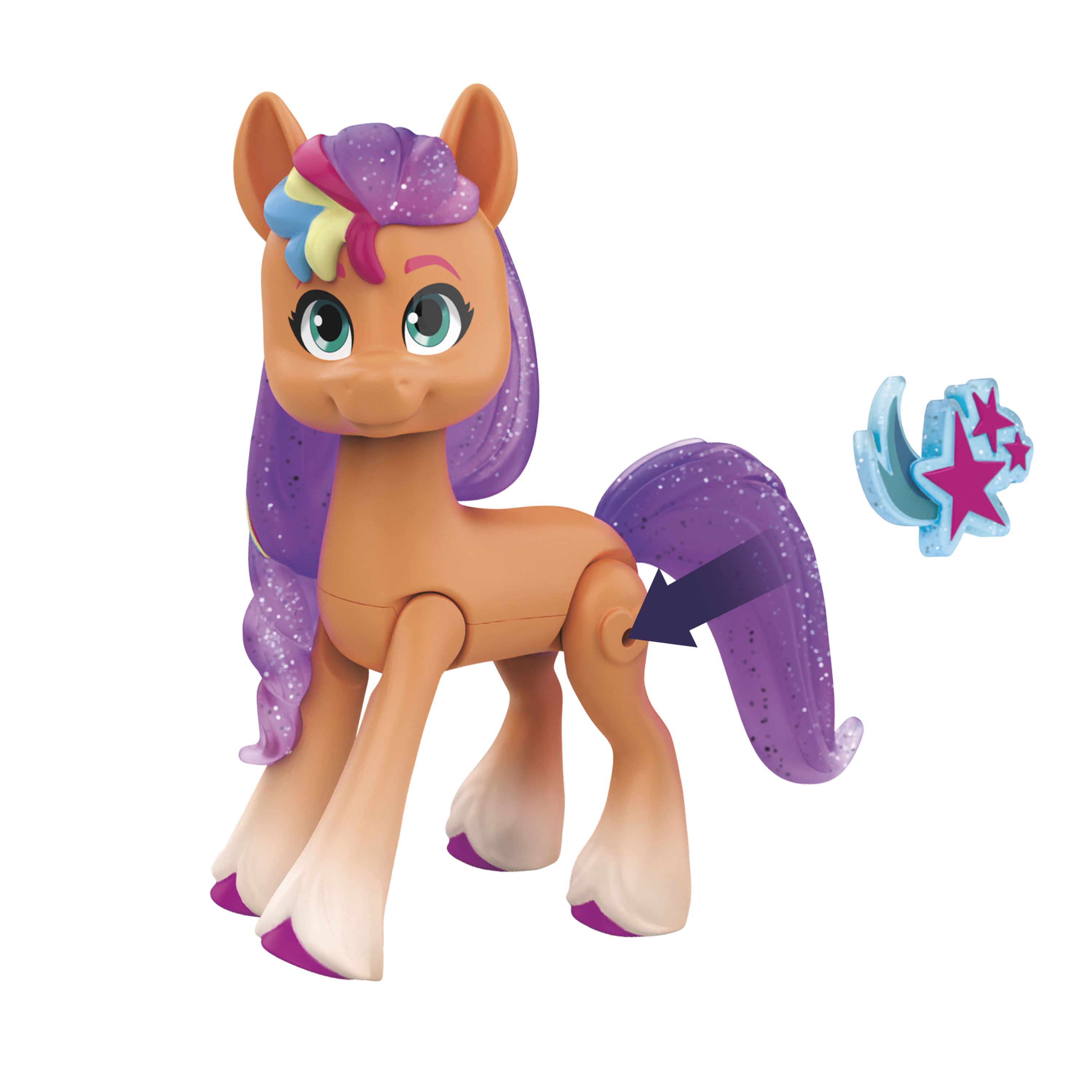 Zabawkowy kucyk z fioletowymi włosami i odpinanym akcesorium w kształcie gwiazdy, na białym tle.