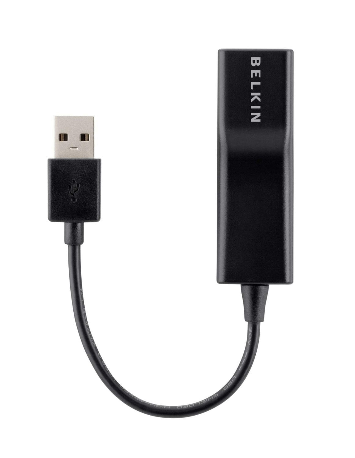 Ein schwarzer Belkin-USB-Adapter mit USB-Anschluss und rechteckigem Gehäuse. Das Kabel ist schwarz und gebogen.