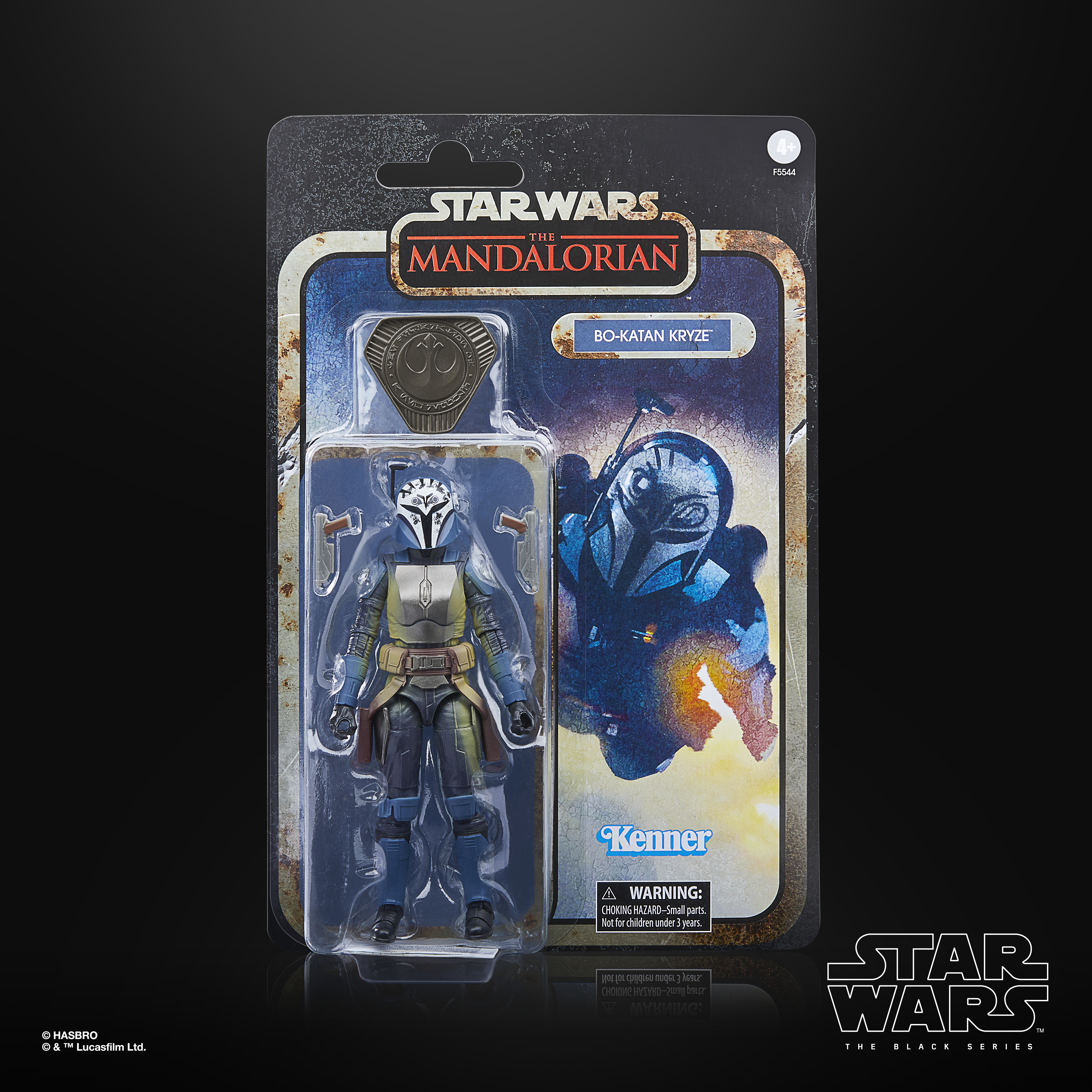 Un personaggio d'azione di Star Wars di Bo-Katan Kryze in una confezione. La figura è in una custodia di plastica.