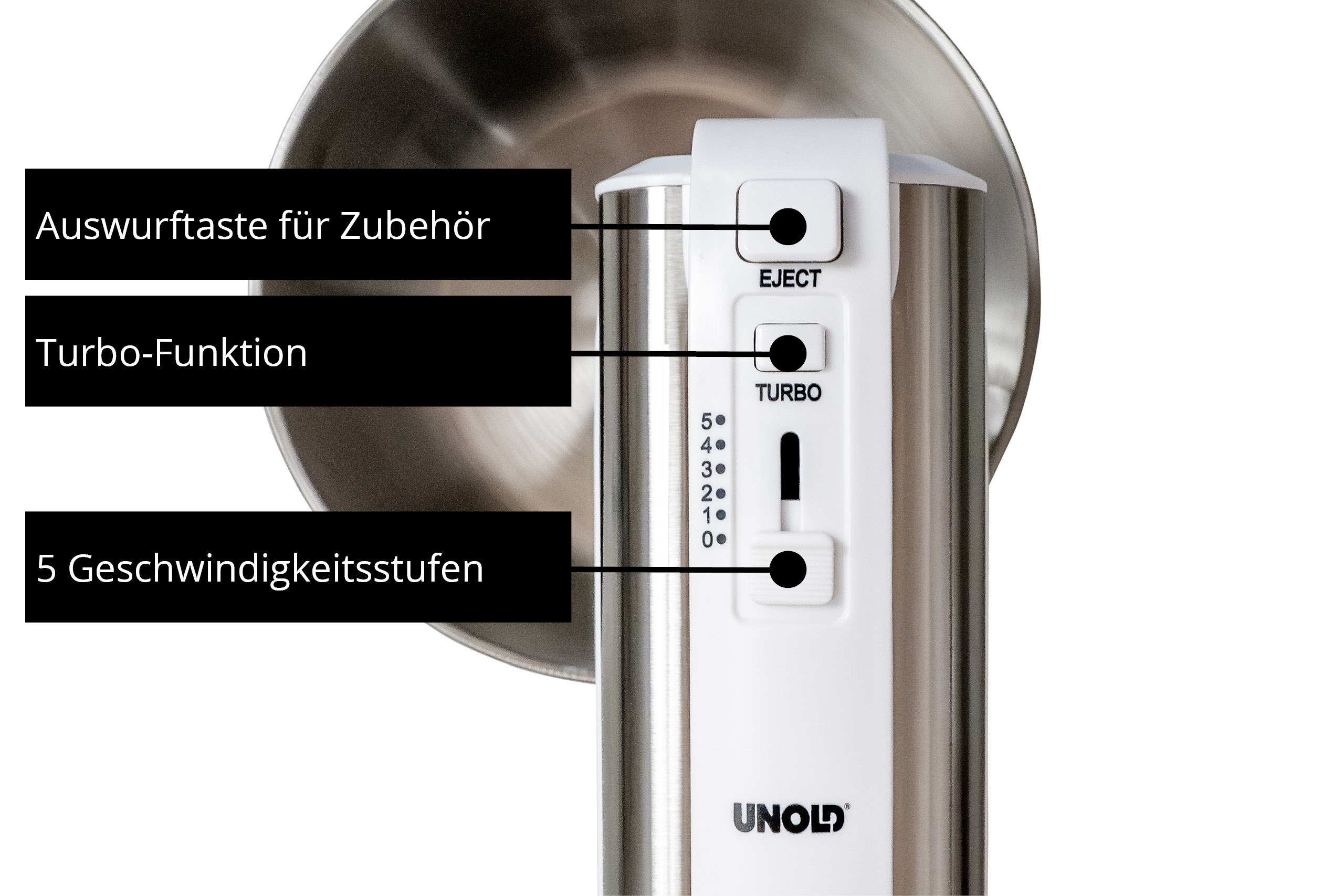 Primo piano del pannello di controllo di un elettrodomestico da cucina con pulsanti per espulsione, turbo e impostazioni velocità.