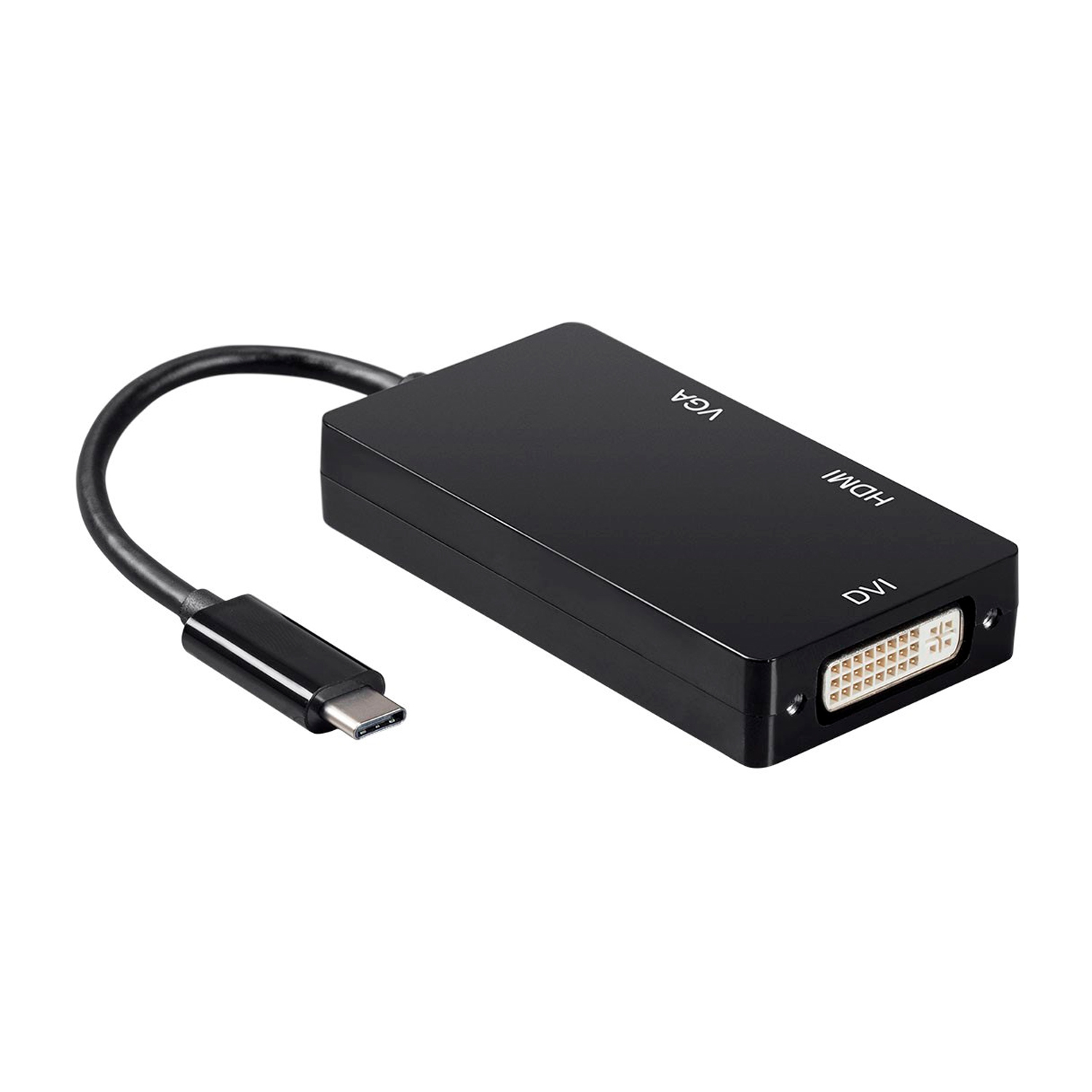 Un adaptador negro con cable USB-C y puertos HDMI, VGA y DVI. El adaptador está sobre un fondo blanco.