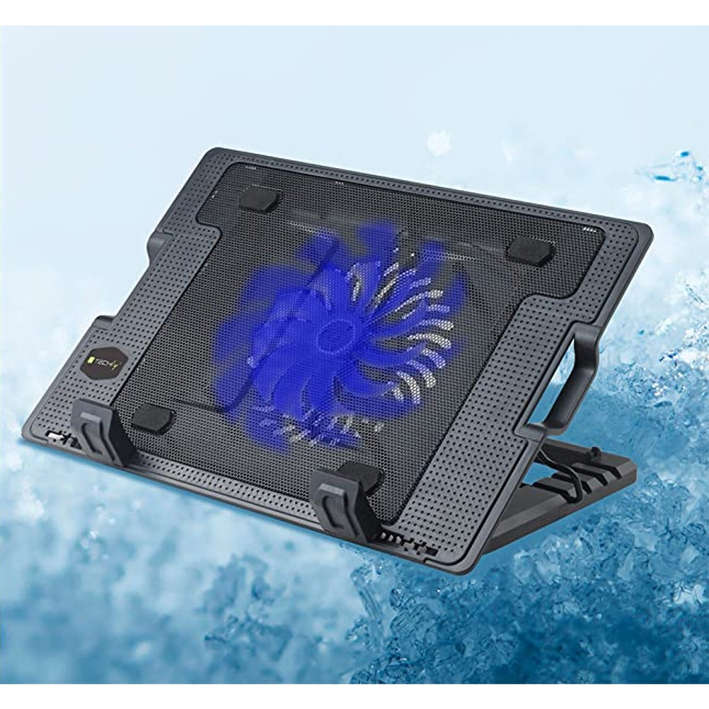 Ein schwarzes Laptop-Kühlpad mit blauem Lüfter auf blauem, eisigem Hintergrund, Produktaufnahme.