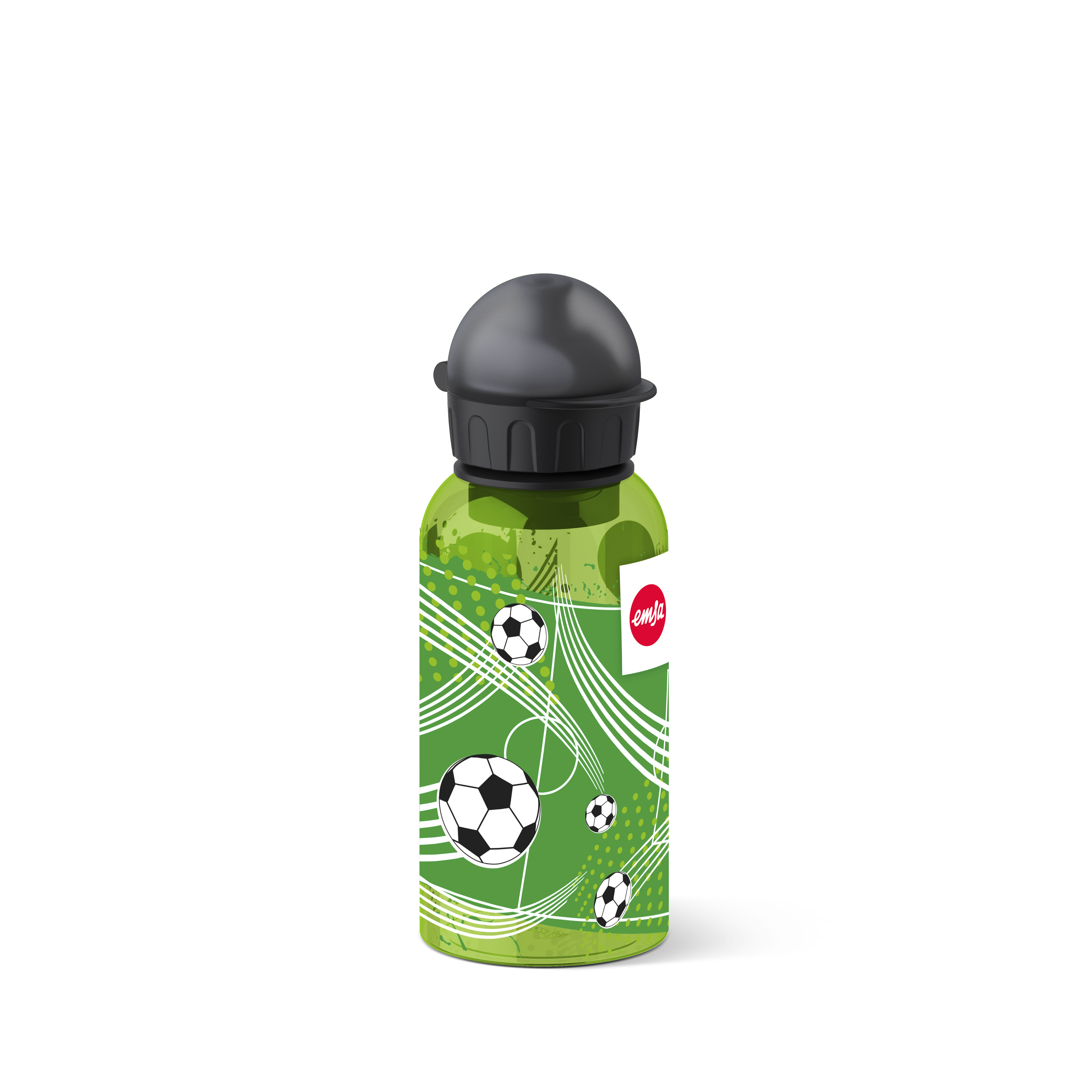 Grüne Wasserflasche mit Fußball-Design und schwarzem Deckel. Weißer Hintergrund.