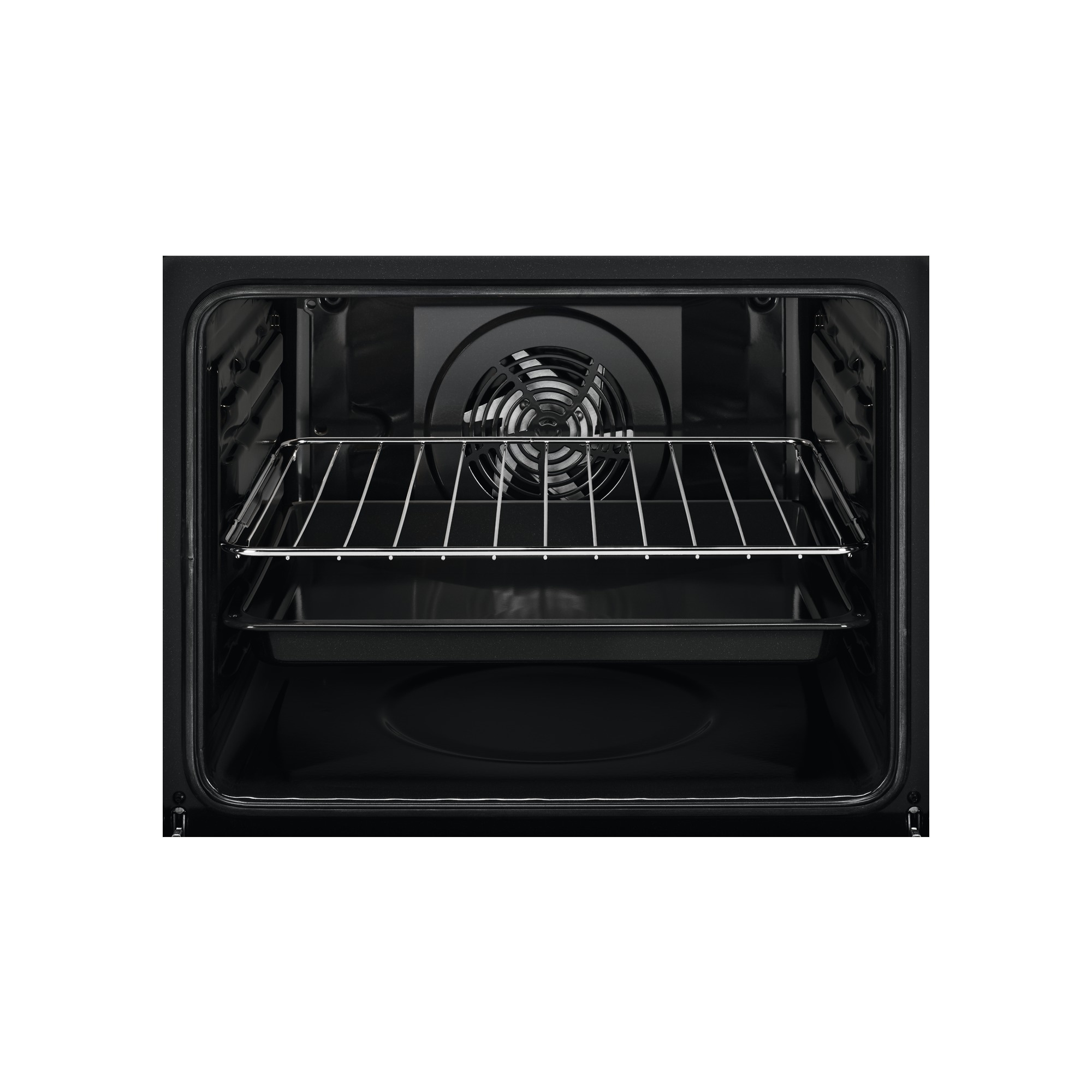 Vista interna di un forno nero. Ha una griglia, un vassoio e una ventola. L'interno è nero, con sfondo bianco.