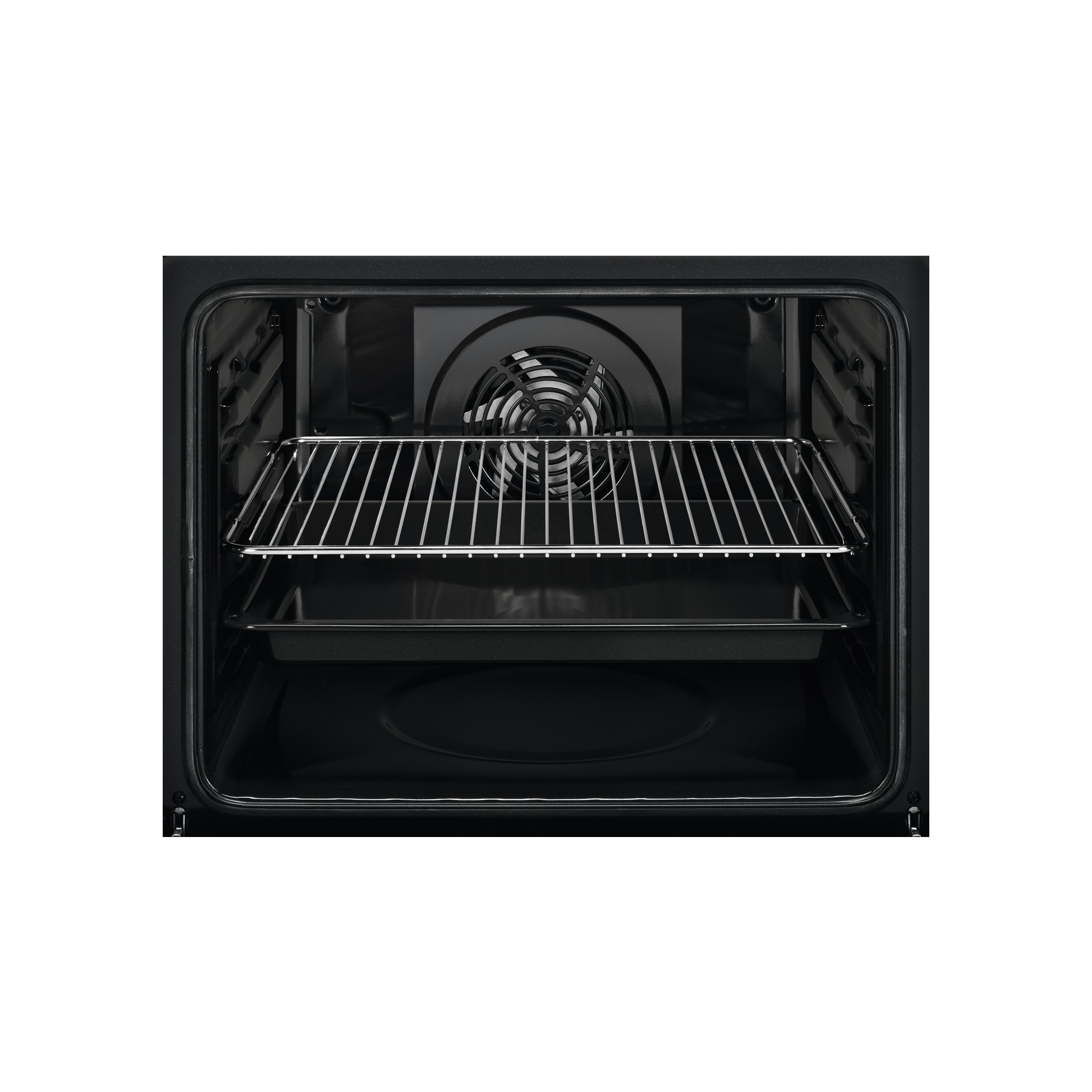Vista interna di un forno nero. È dotato di una griglia, una leccarda e una ventola.