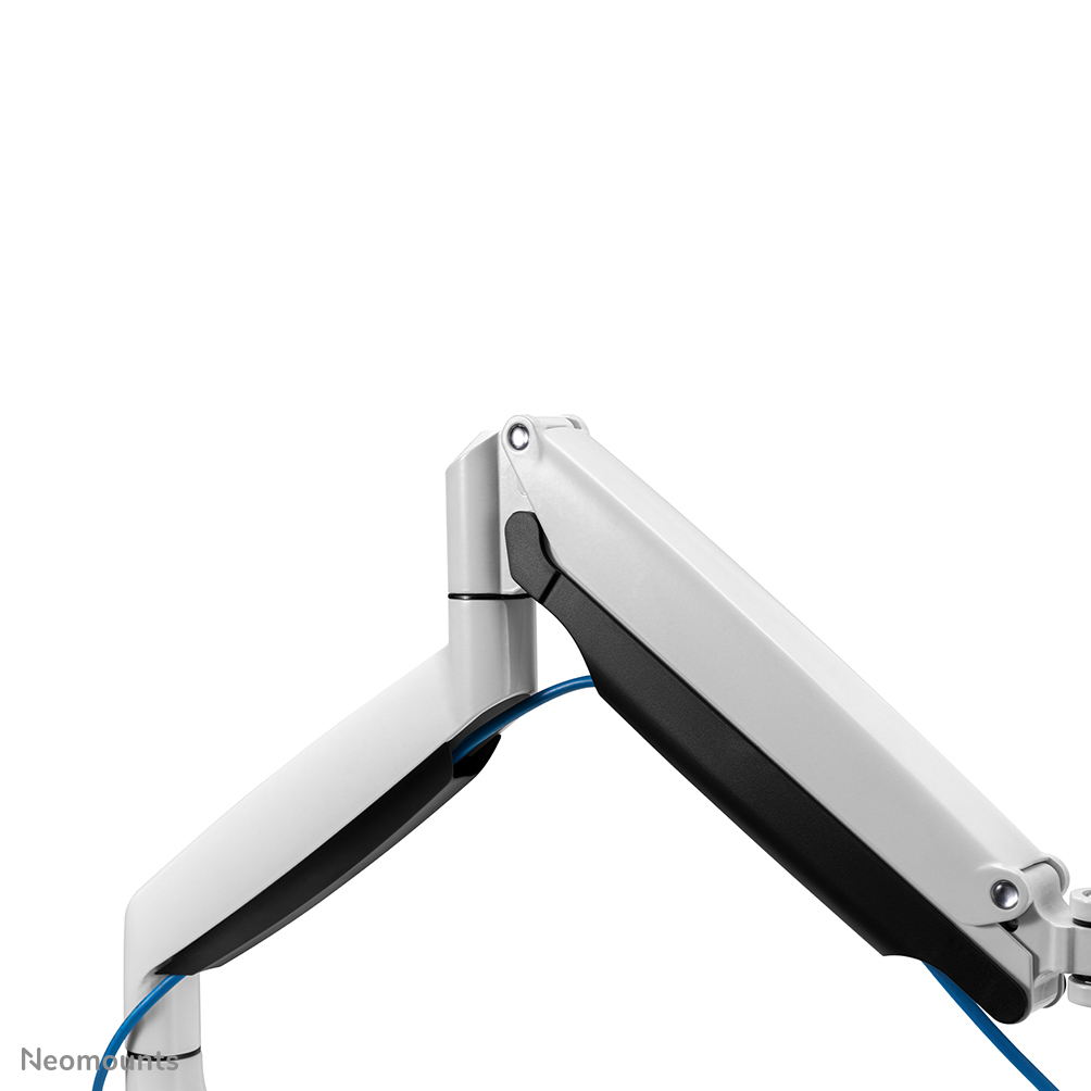 Un bras de moniteur blanc et noir est montré, avec un câble bleu qui le traverse. Le fond est blanc.