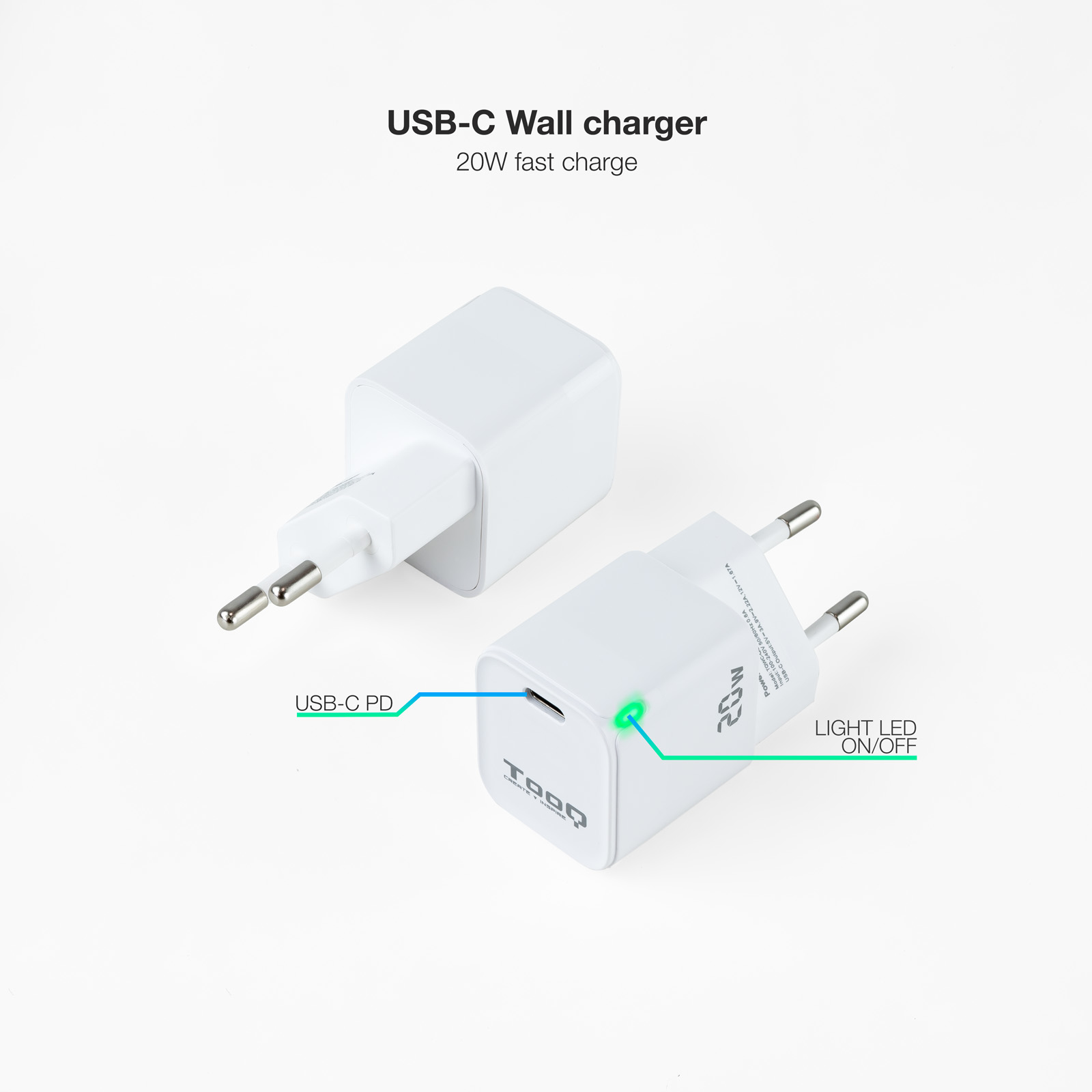 Dos cargadores de pared USB-C blancos. Uno está enchufado. El texto indica carga rápida y USB-C PD. Una luz está encendida.