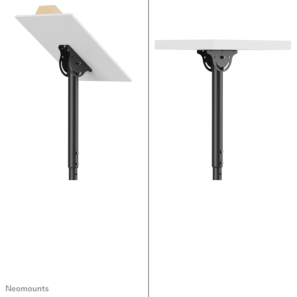 Deux vues d'une surface de bureau blanche fixée à un support noir et réglable. Une vue est inclinée. Bloc de bois dessus.