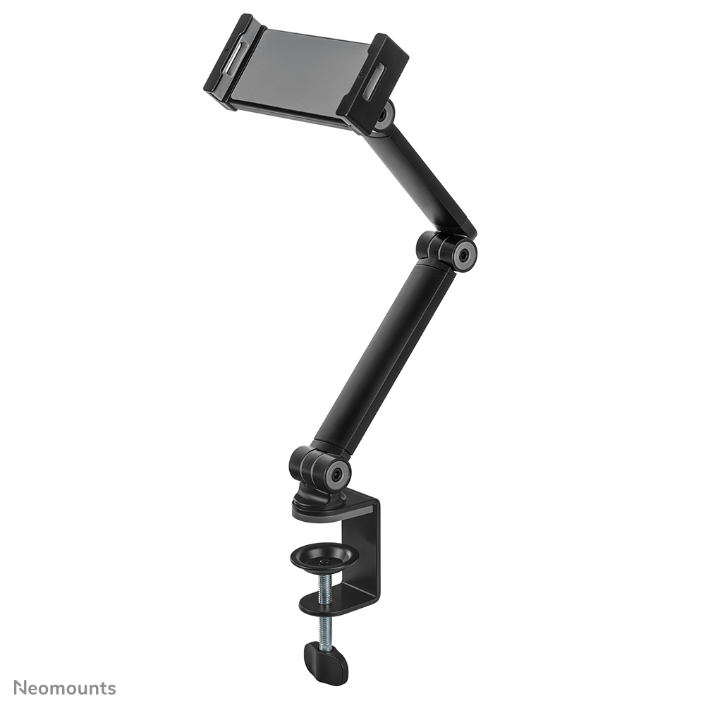 Support de tablette noir sur fond blanc. Il possède une pince, un bras réglable et un support pour tablette.