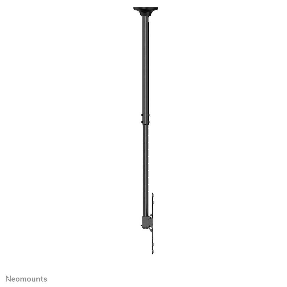 Een zwarte plafondbeugel voor een tv. Het heeft een lange paal die zich uitstrekt vanaf het plafond met een verstelbare beugel.