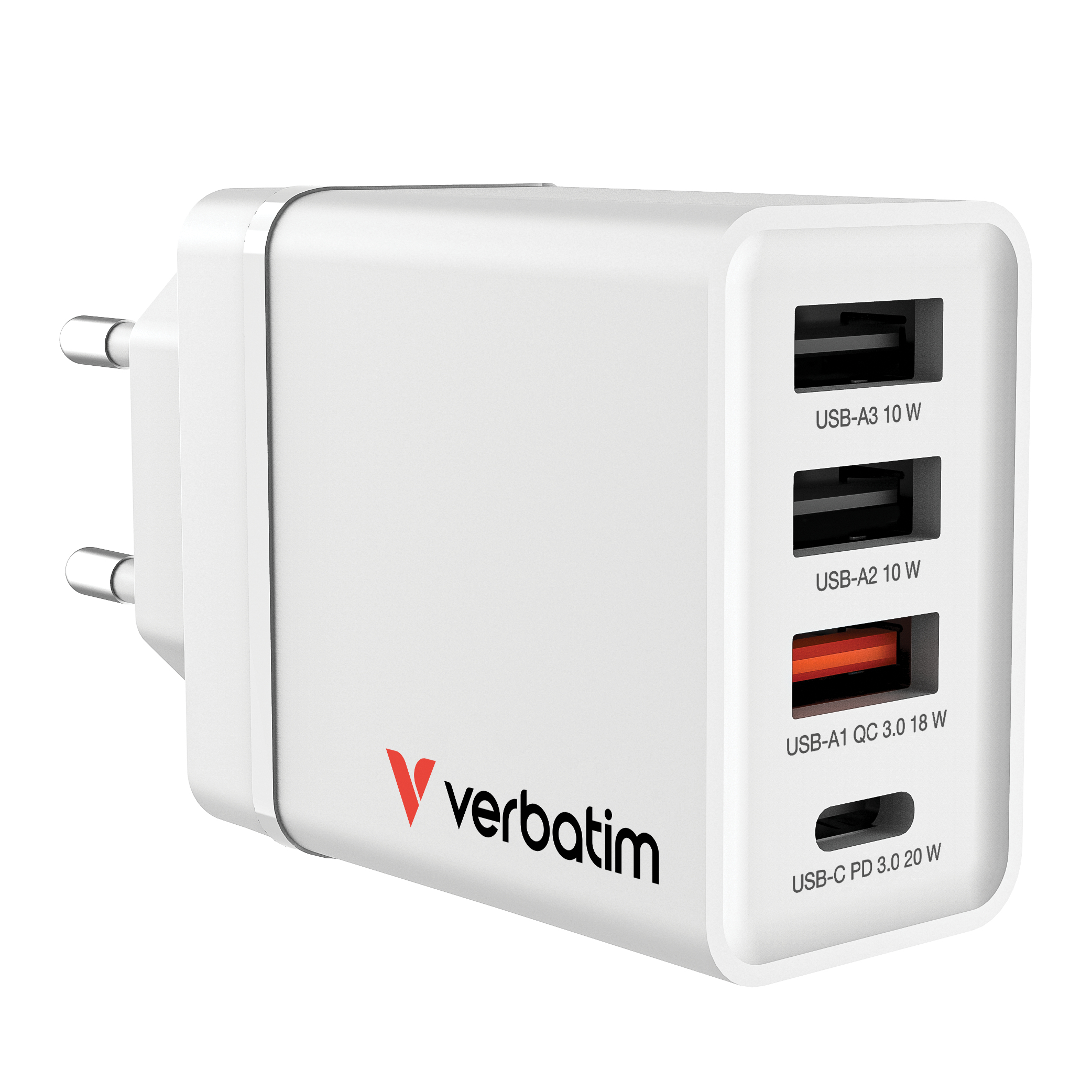 Un cargador USB blanco Verbatim con tres puertos USB y un puerto USB-C, etiquetado con las salidas de energía.