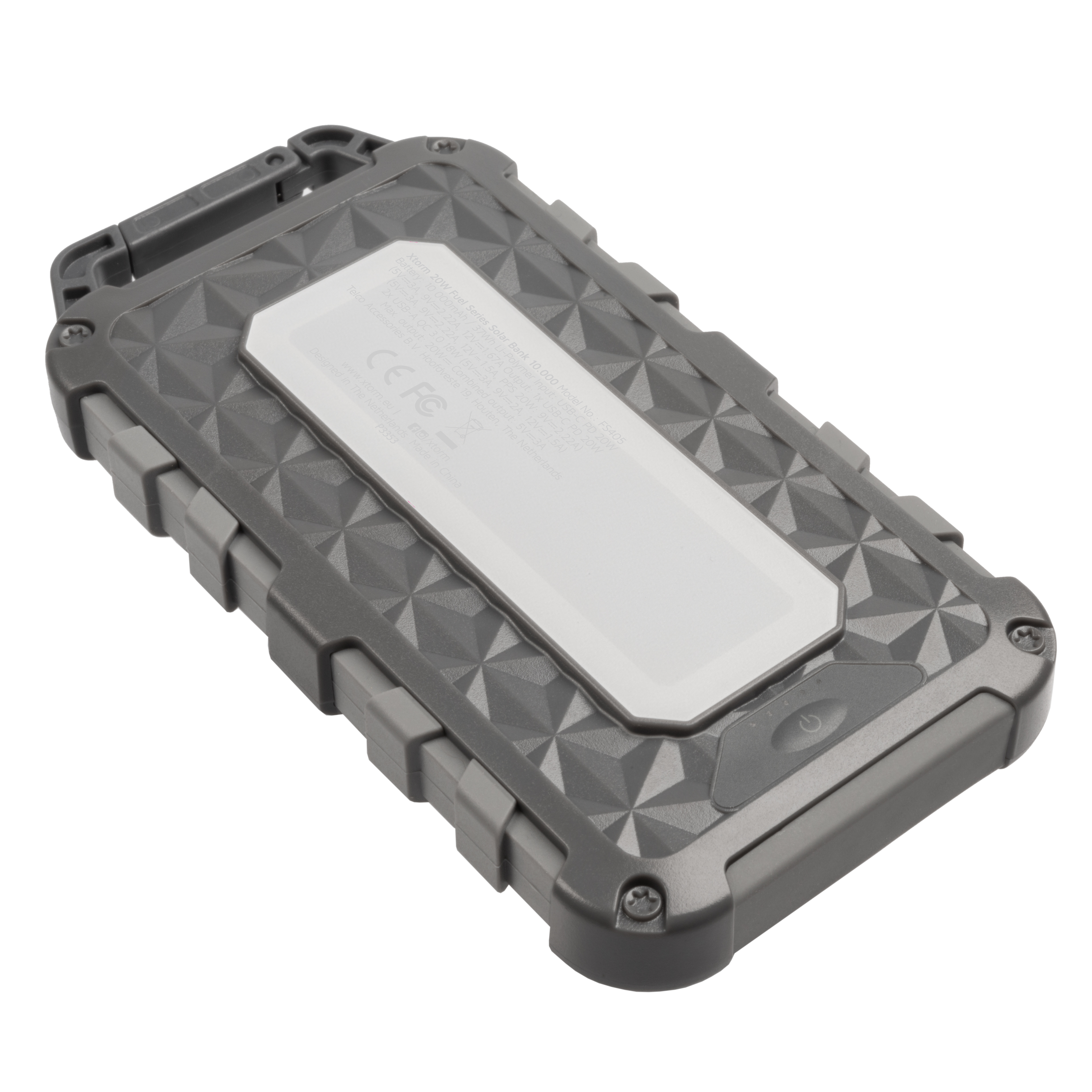 Graue, rechteckige Powerbank. Es hat eine strukturierte Oberfläche mit einem weißen Etikett und einem Ein-/Aus-Knopf.