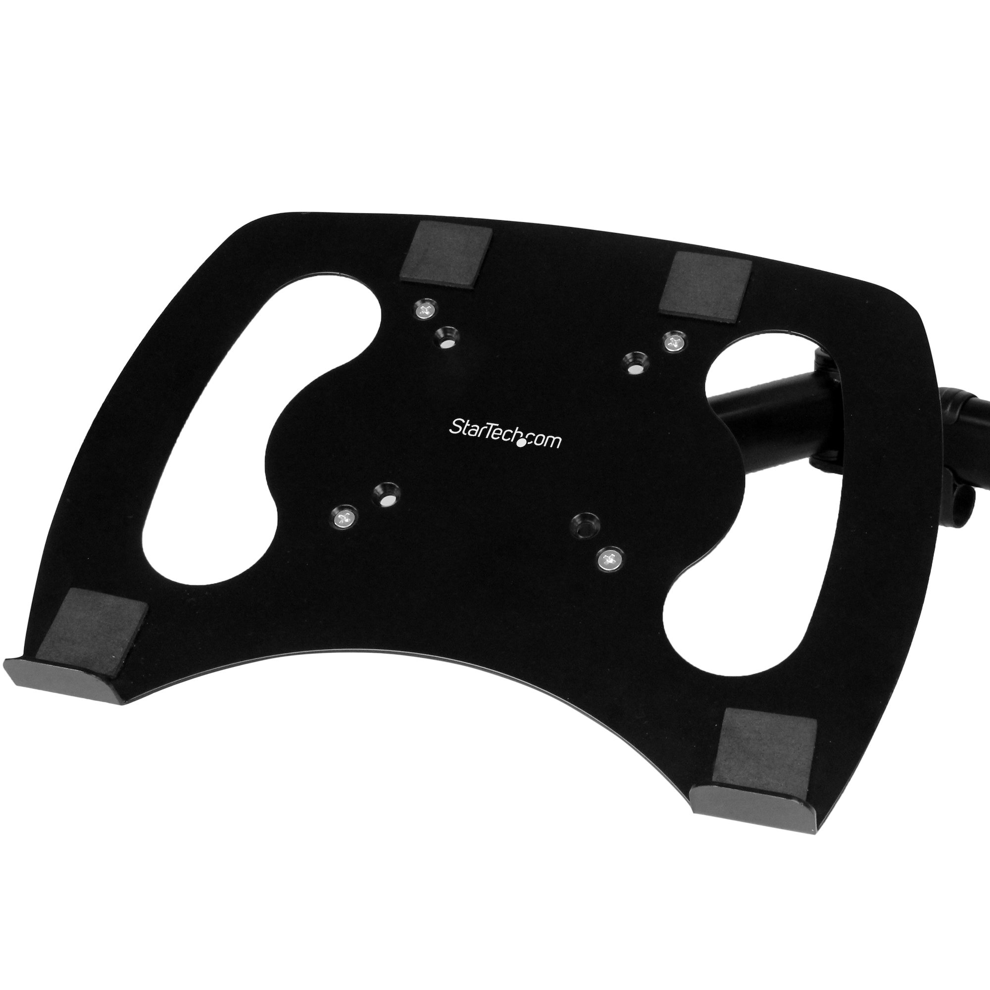 Un support de tablette noir avec le logo StarTech.com. Il a un design incurvé avec des découpes et quatre coussinets en caoutchouc.