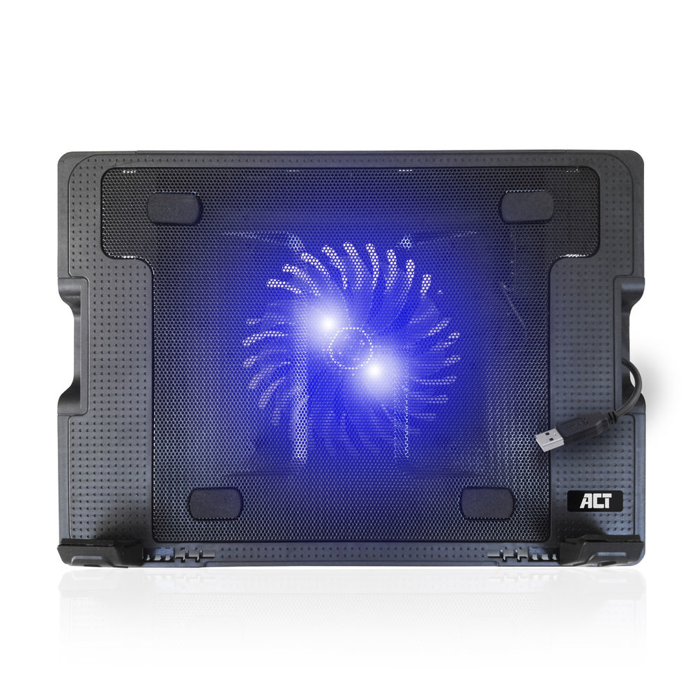 Ein schwarzes Laptop-Kühlpad mit blau beleuchtetem Lüfter. Ein USB-Kabel ist angeschlossen. Die Marke 'ACT' ist sichtbar.